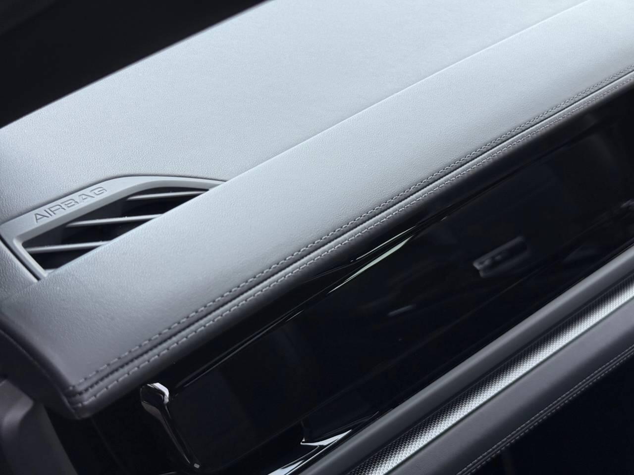 Porsche Panamera view 41