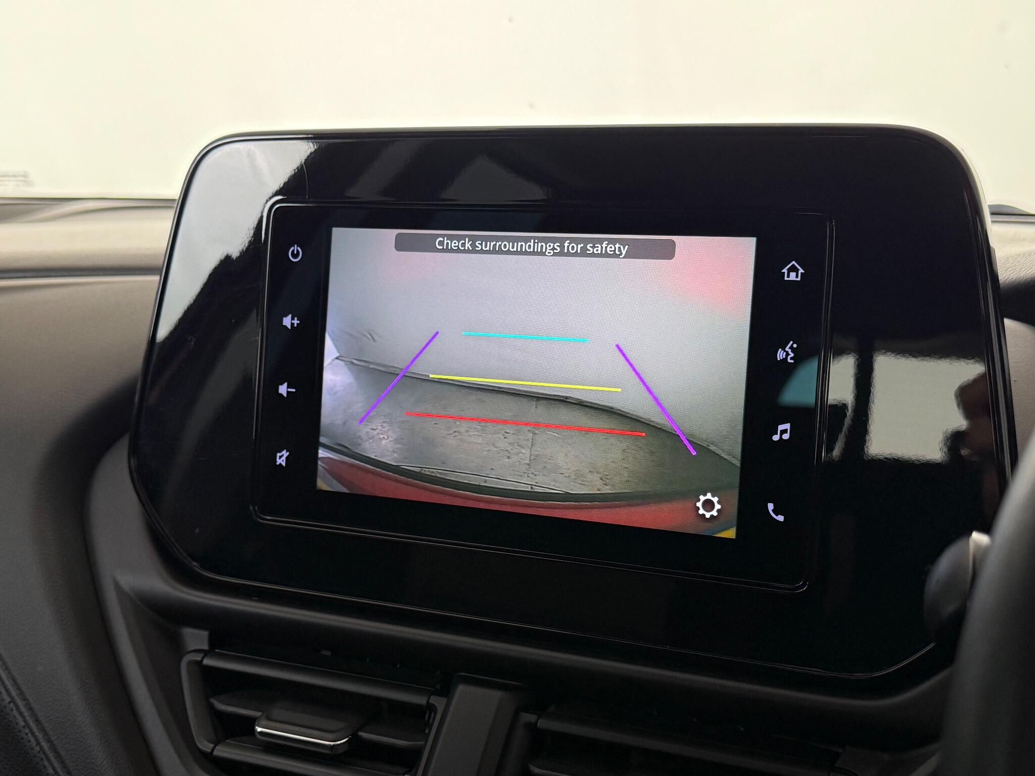 Suzuki S-Cross view 28
