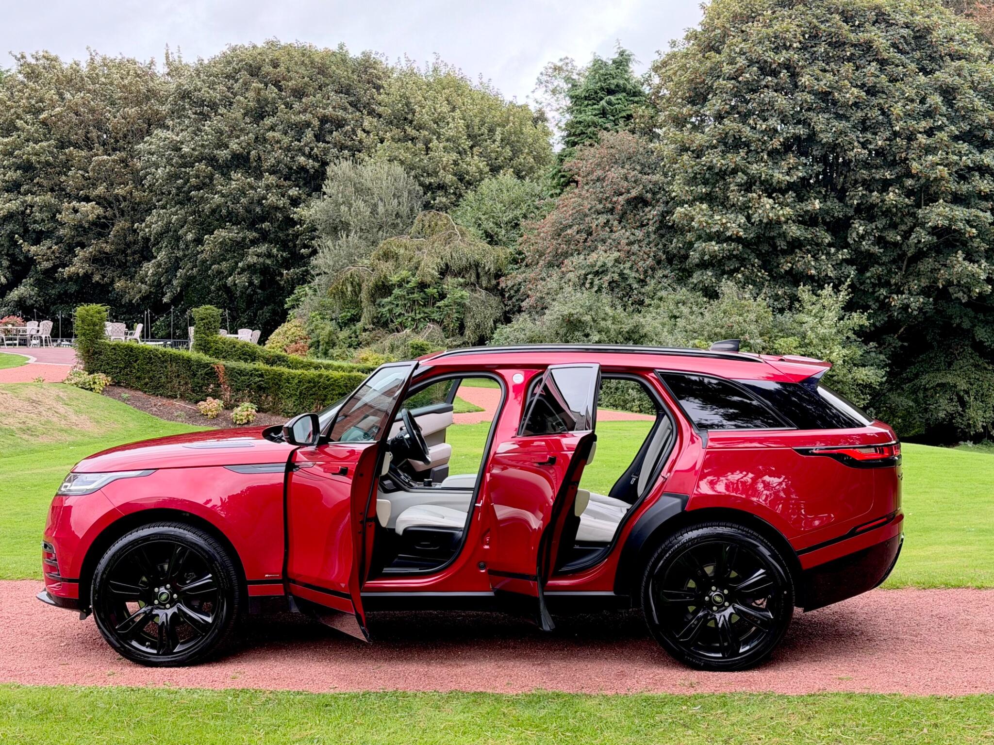 Land Rover Range Rover Velar view 6