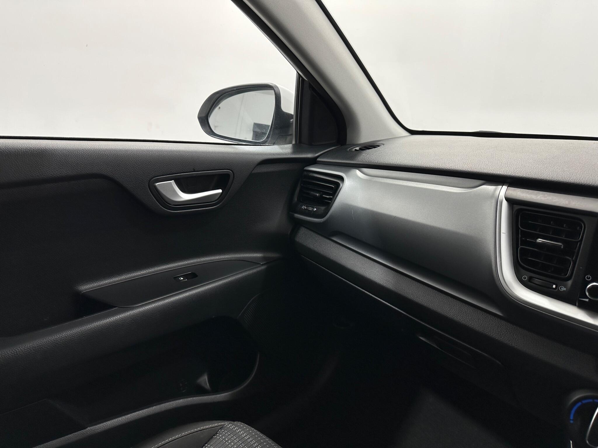 Kia Stonic view 24