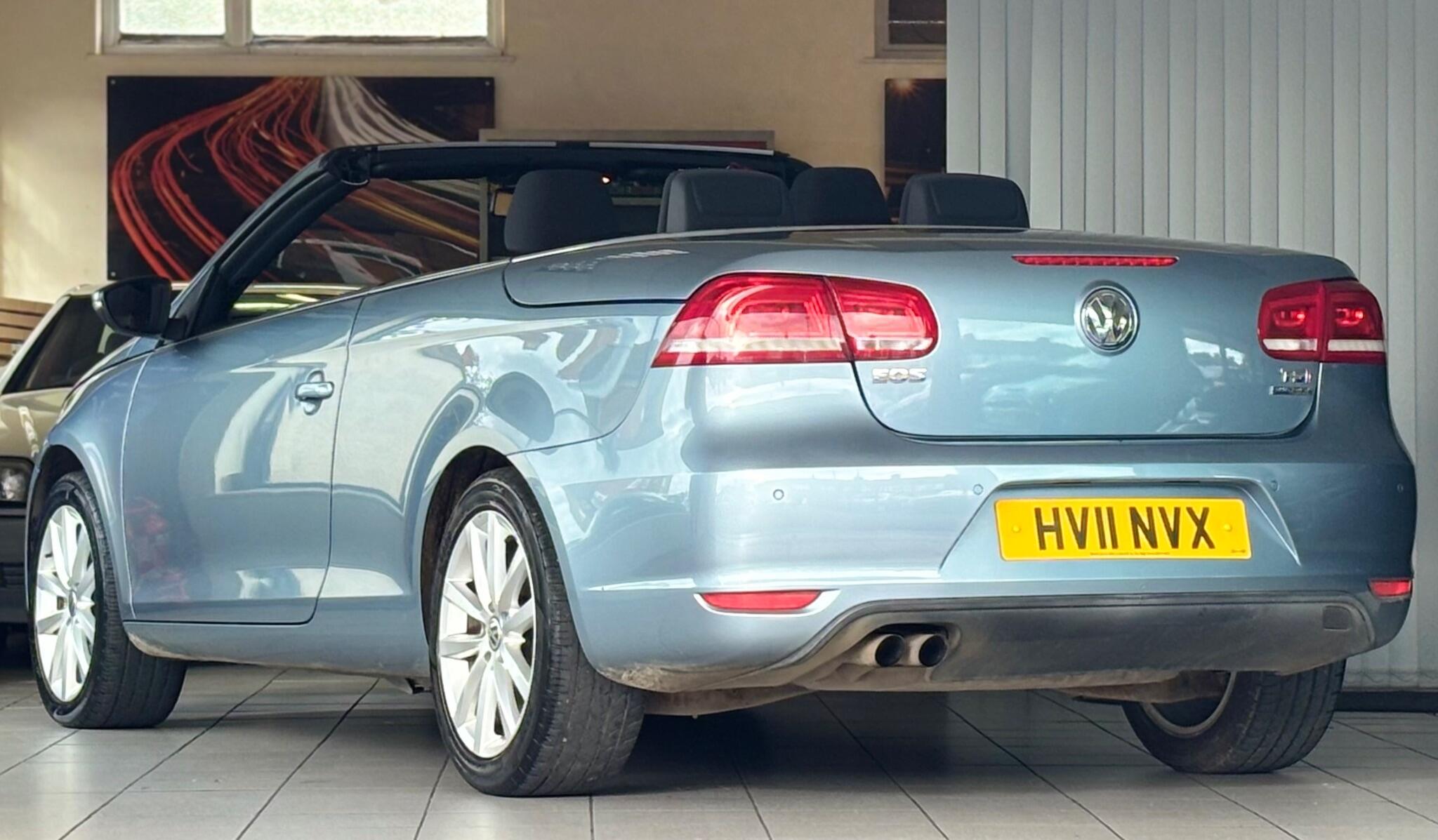 Volkswagen Eos view 9