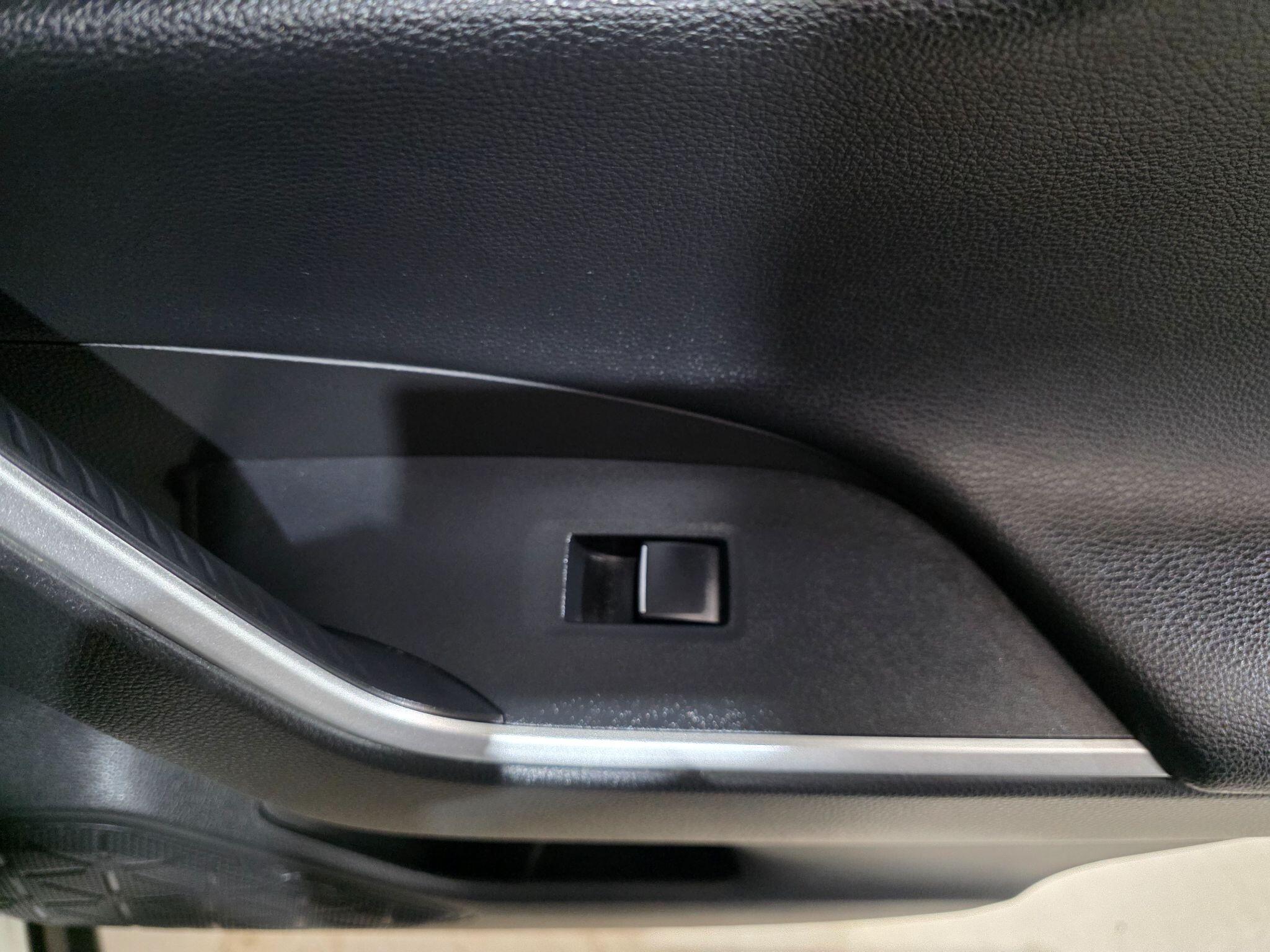 Toyota Rav4 view 24