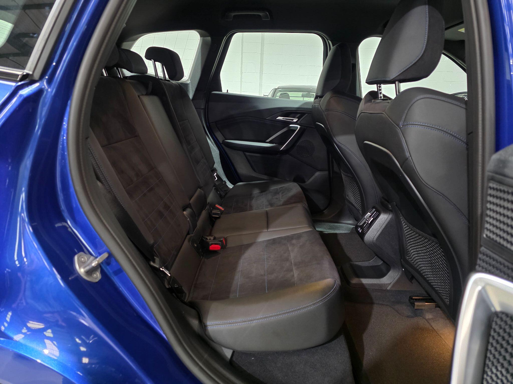 BMW Ix1 view 25