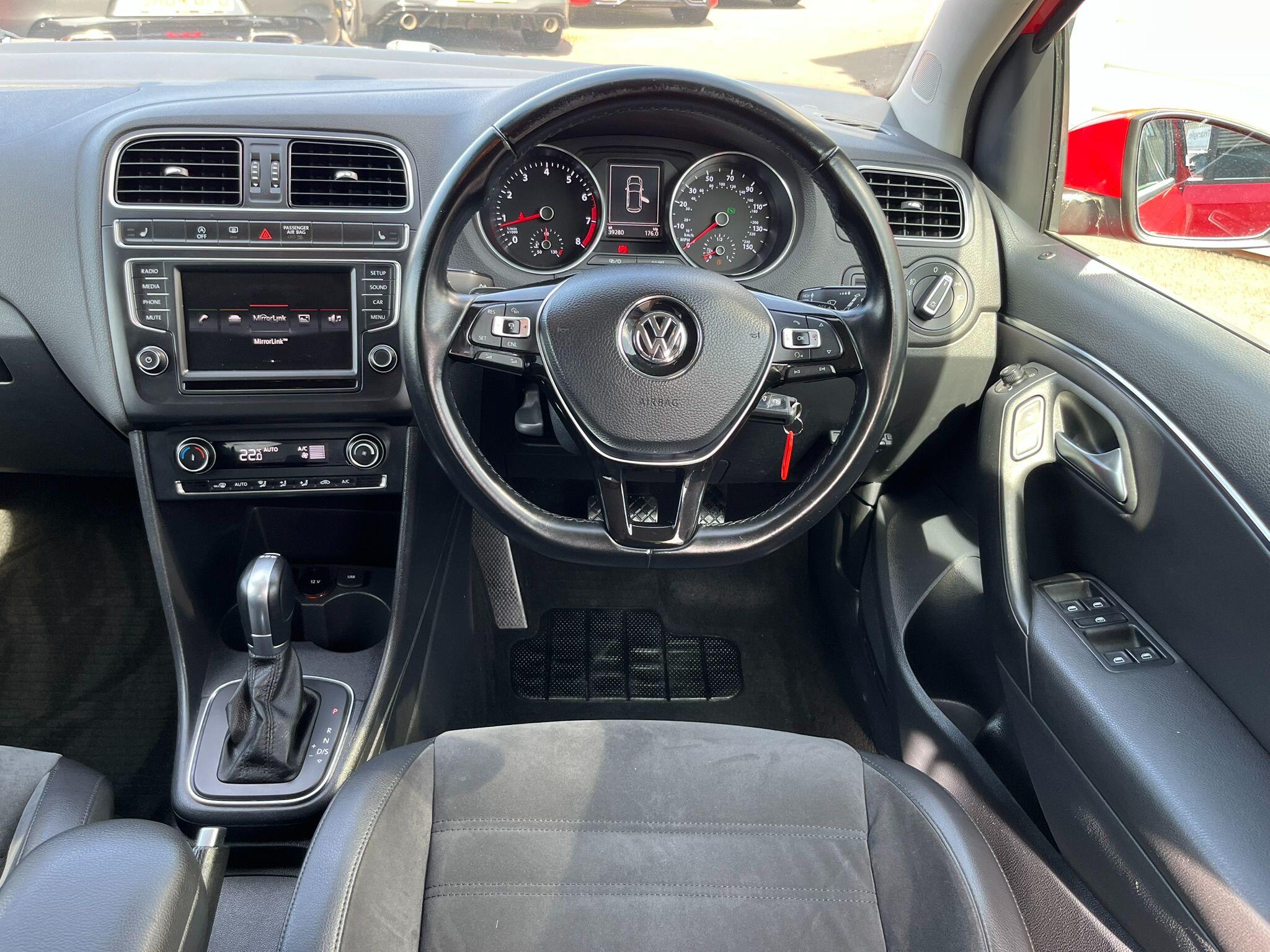 Volkswagen Polo view 14
