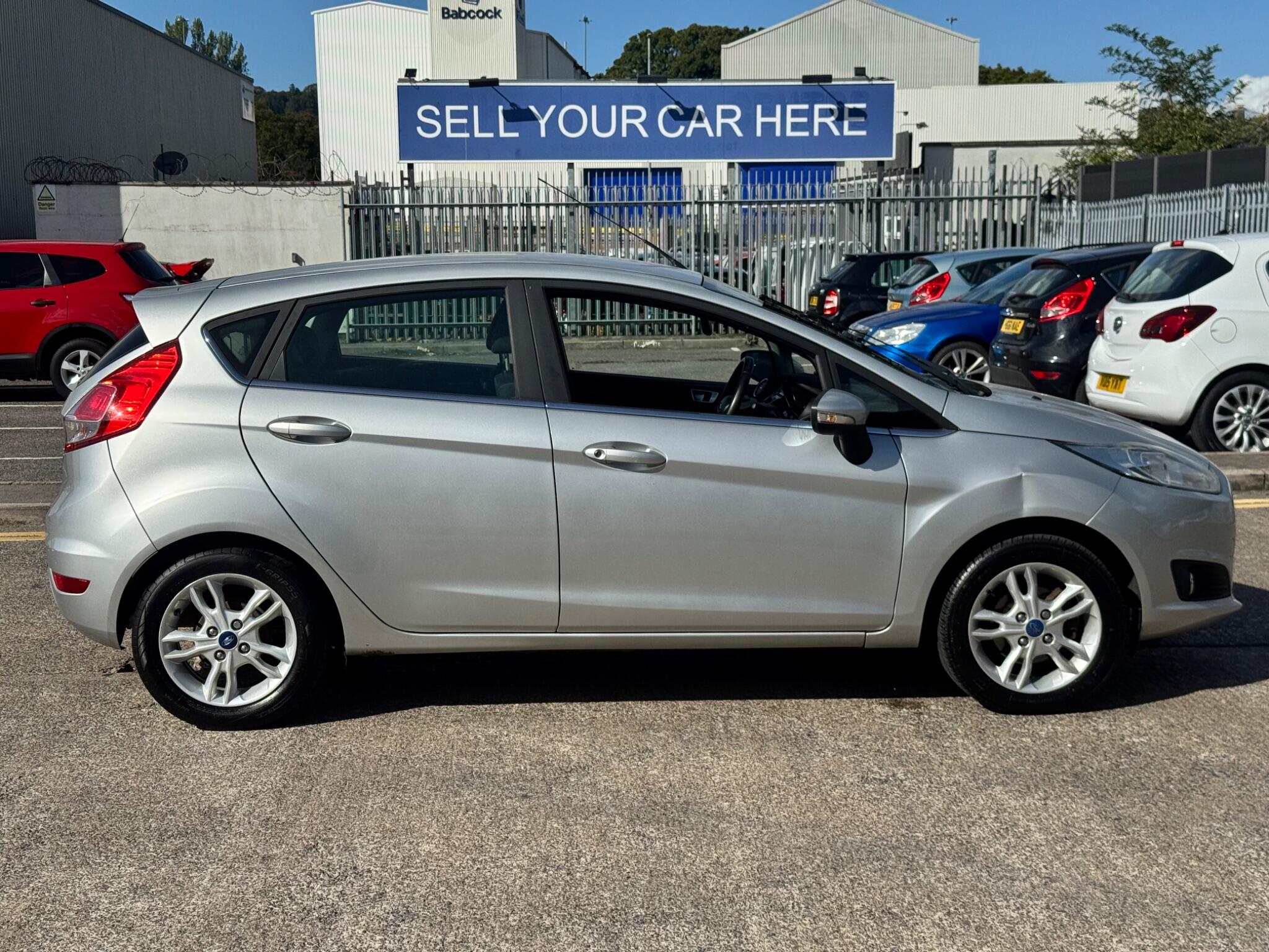 Ford Fiesta view 17