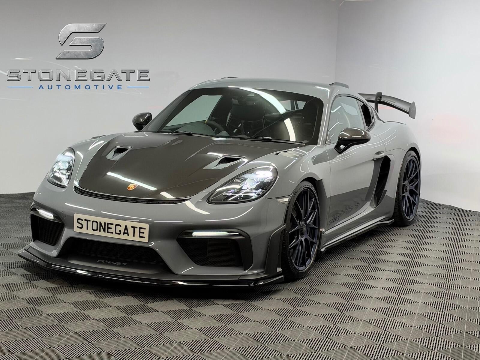 Porsche 718 Cayman