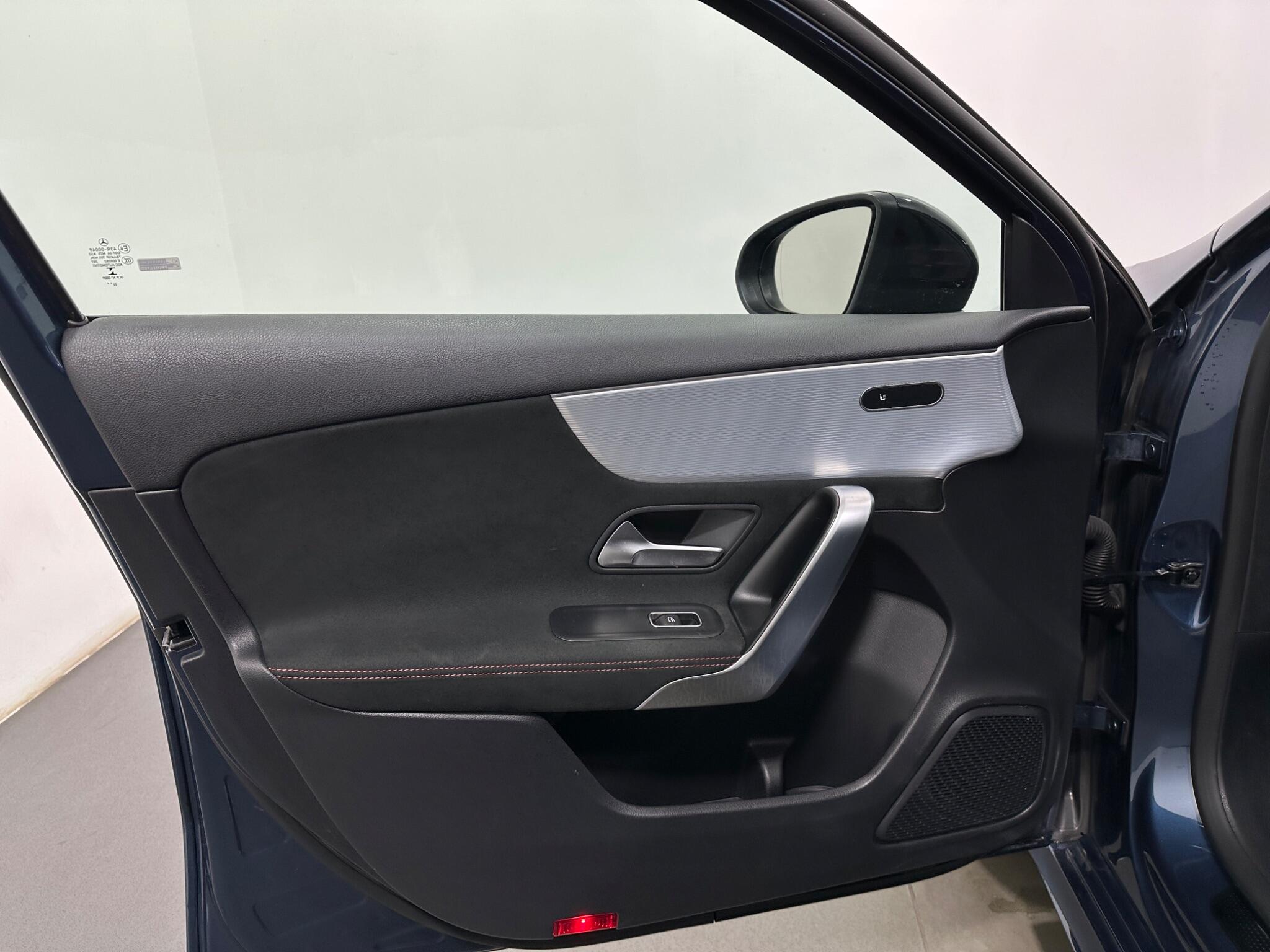 Mercedes-Benz A-Class view 39