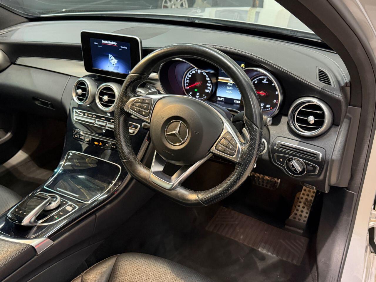 Mercedes-Benz C Class view 16