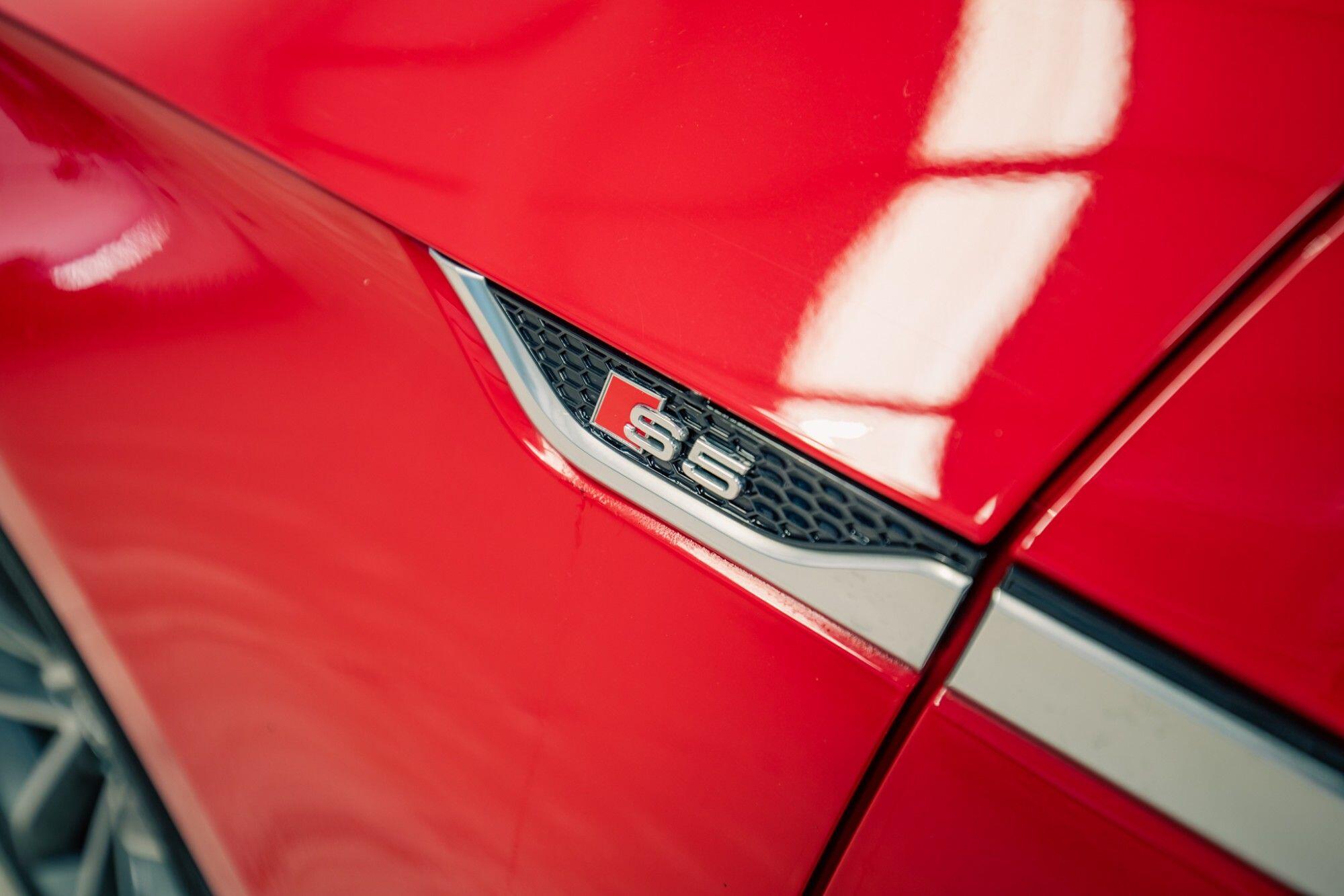 Audi S5 view 29