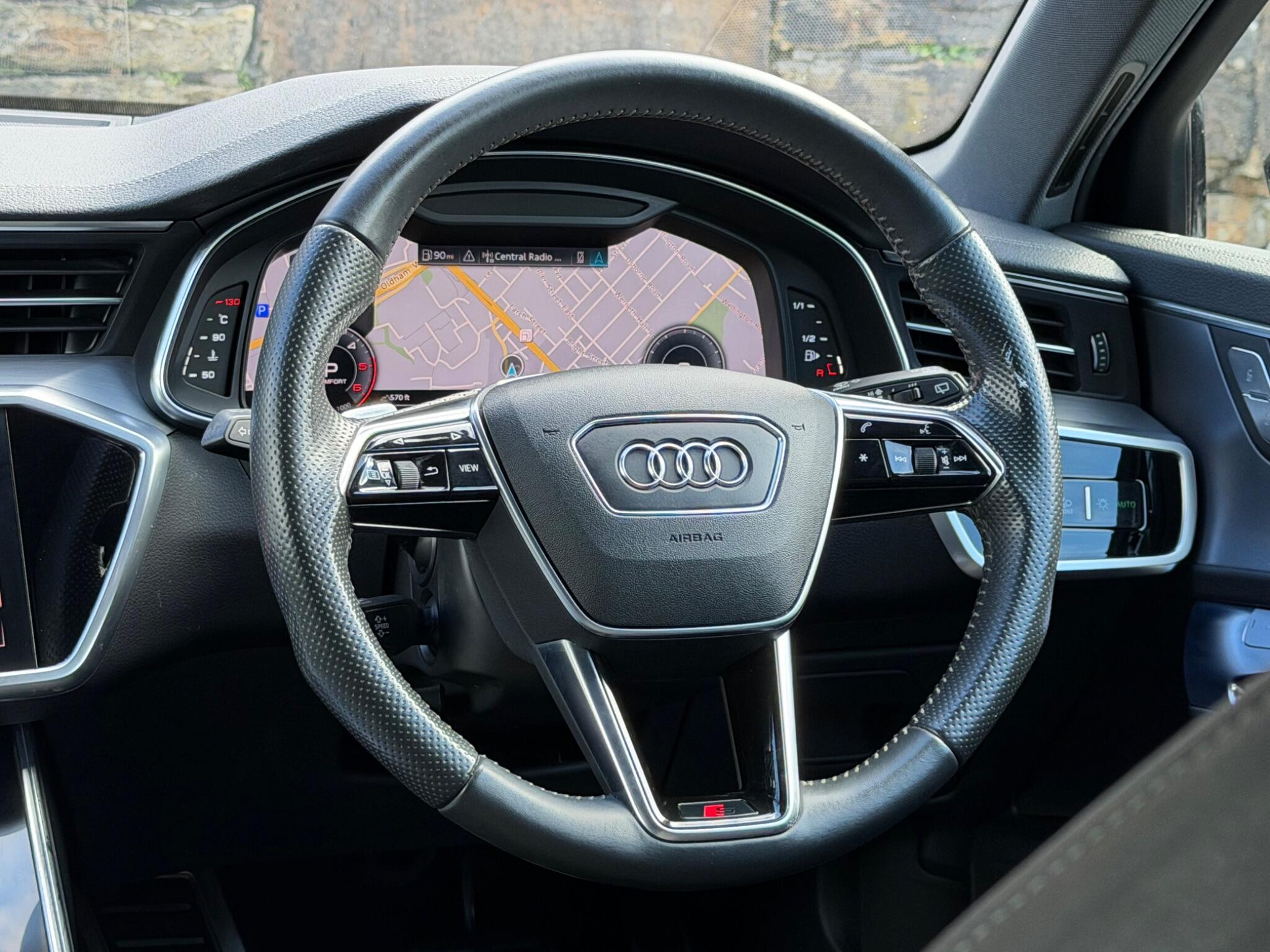 Audi A6 view 25