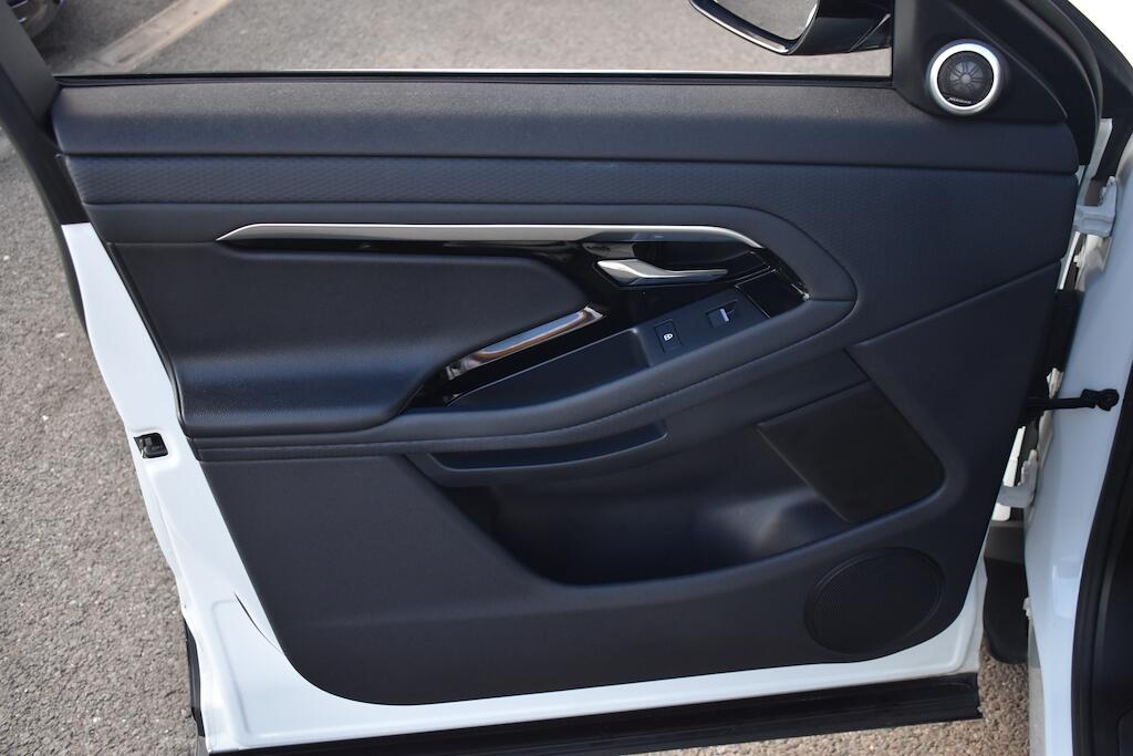 Land Rover Range Rover Evoque view 43