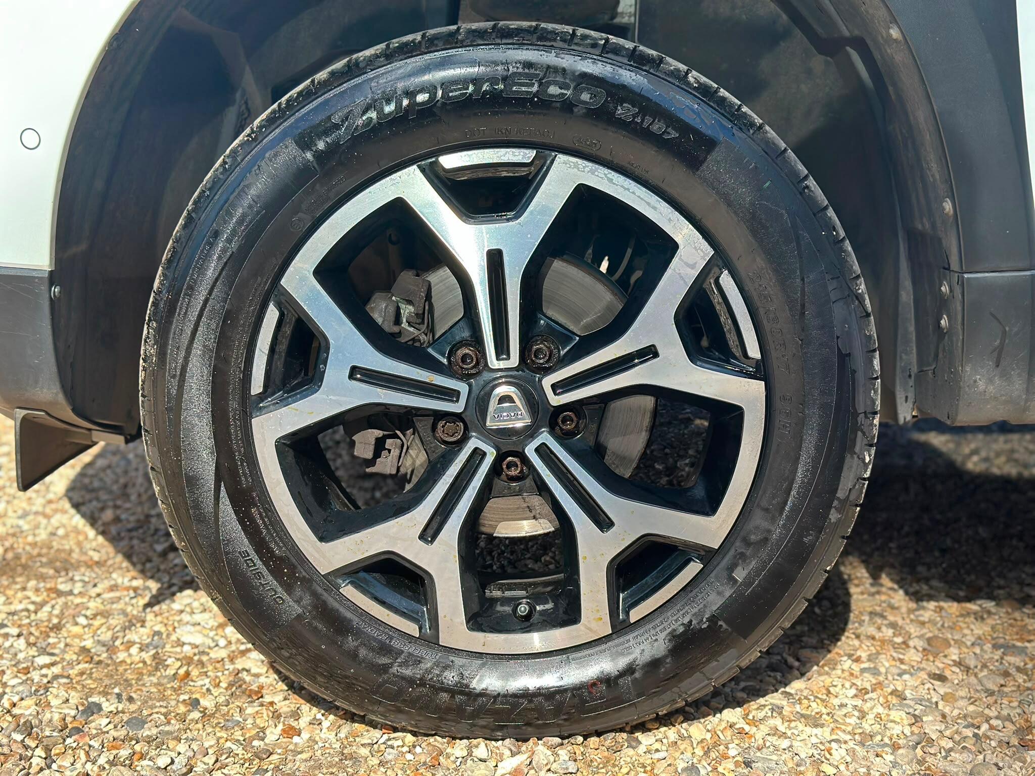 Dacia Duster view 61