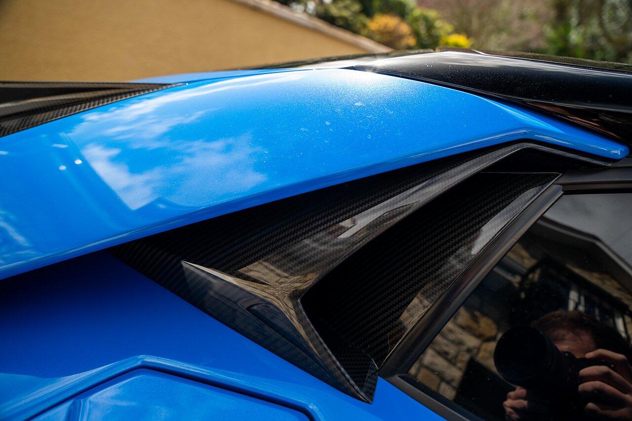 Lamborghini Aventador view 40