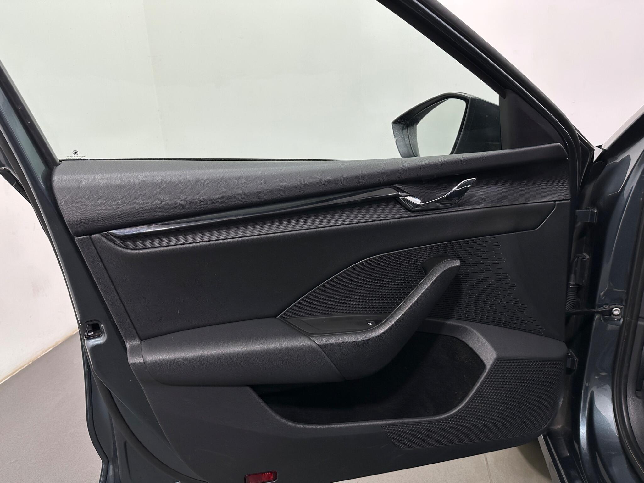 Skoda Octavia view 37