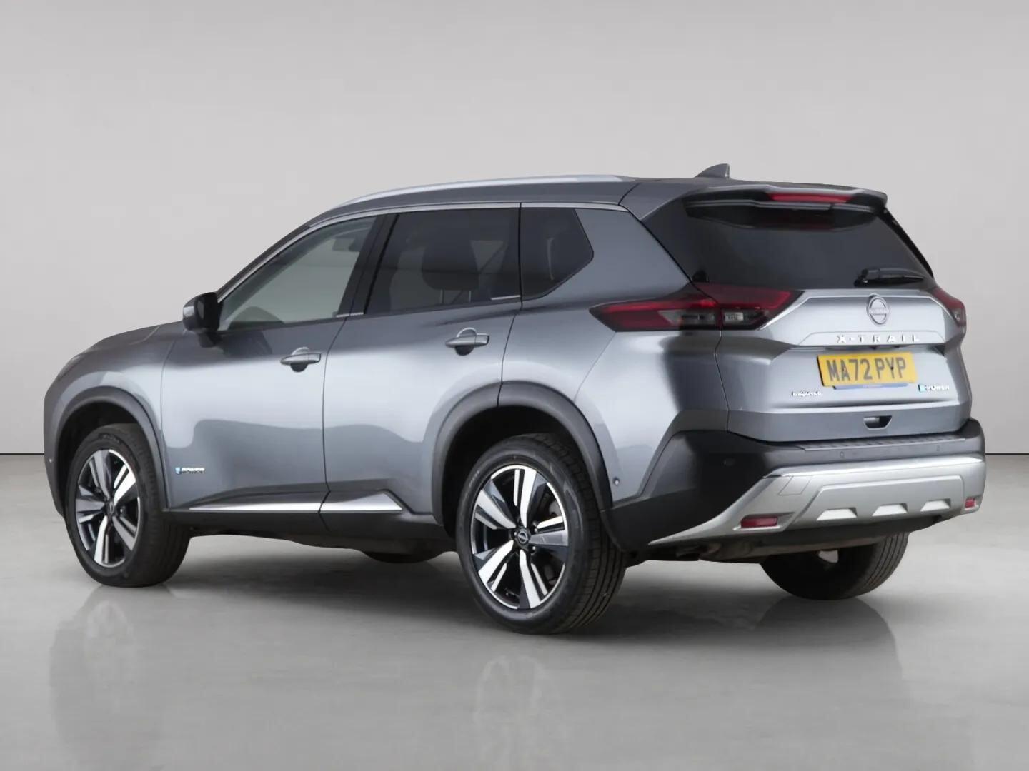 Nissan X-Trail view 8