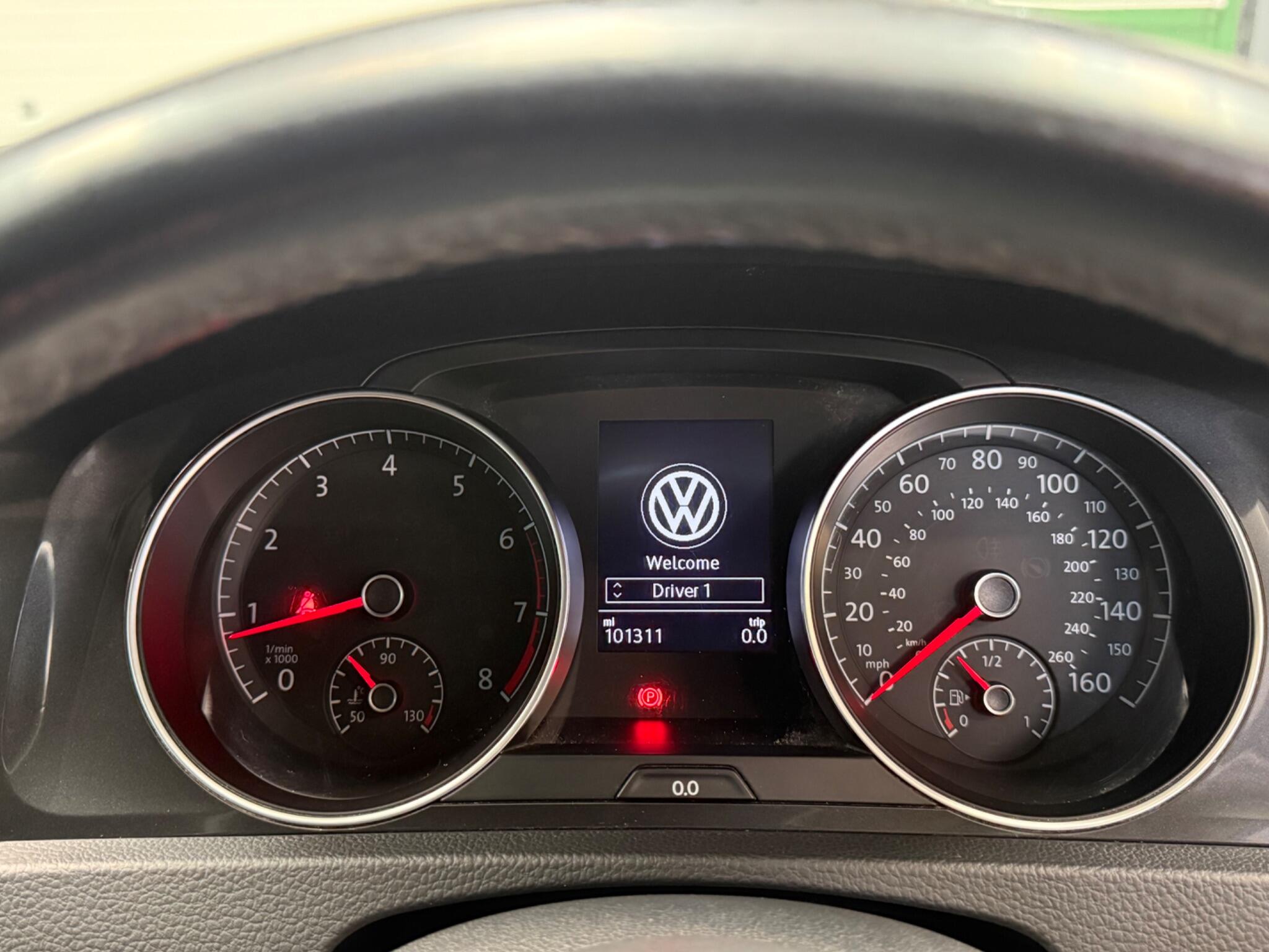 Volkswagen Golf view 23