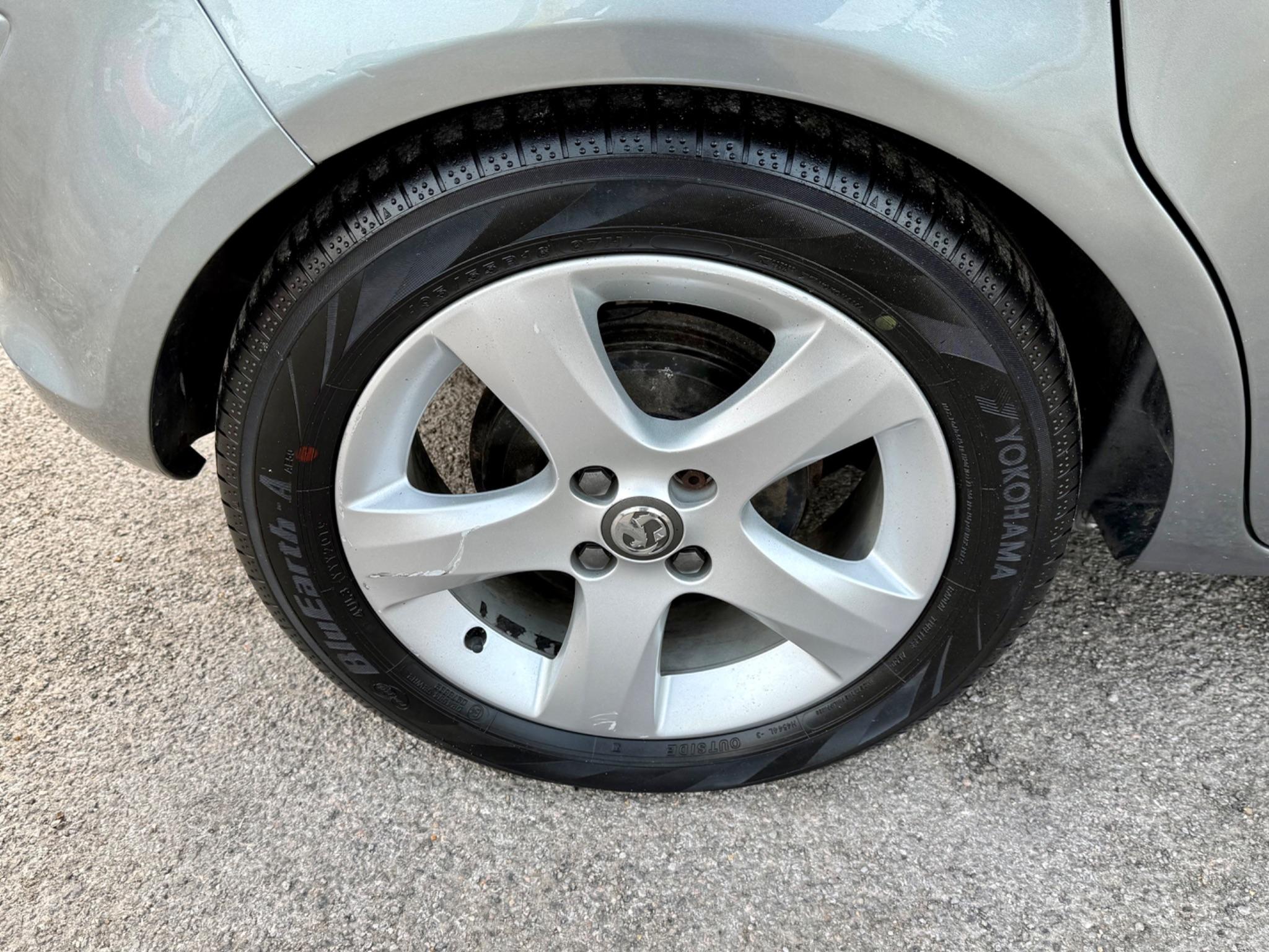2014 Vauxhall Corsa 1.4 16V SXi Euro 5 5dr (A/C) • 47,485 miles image 37