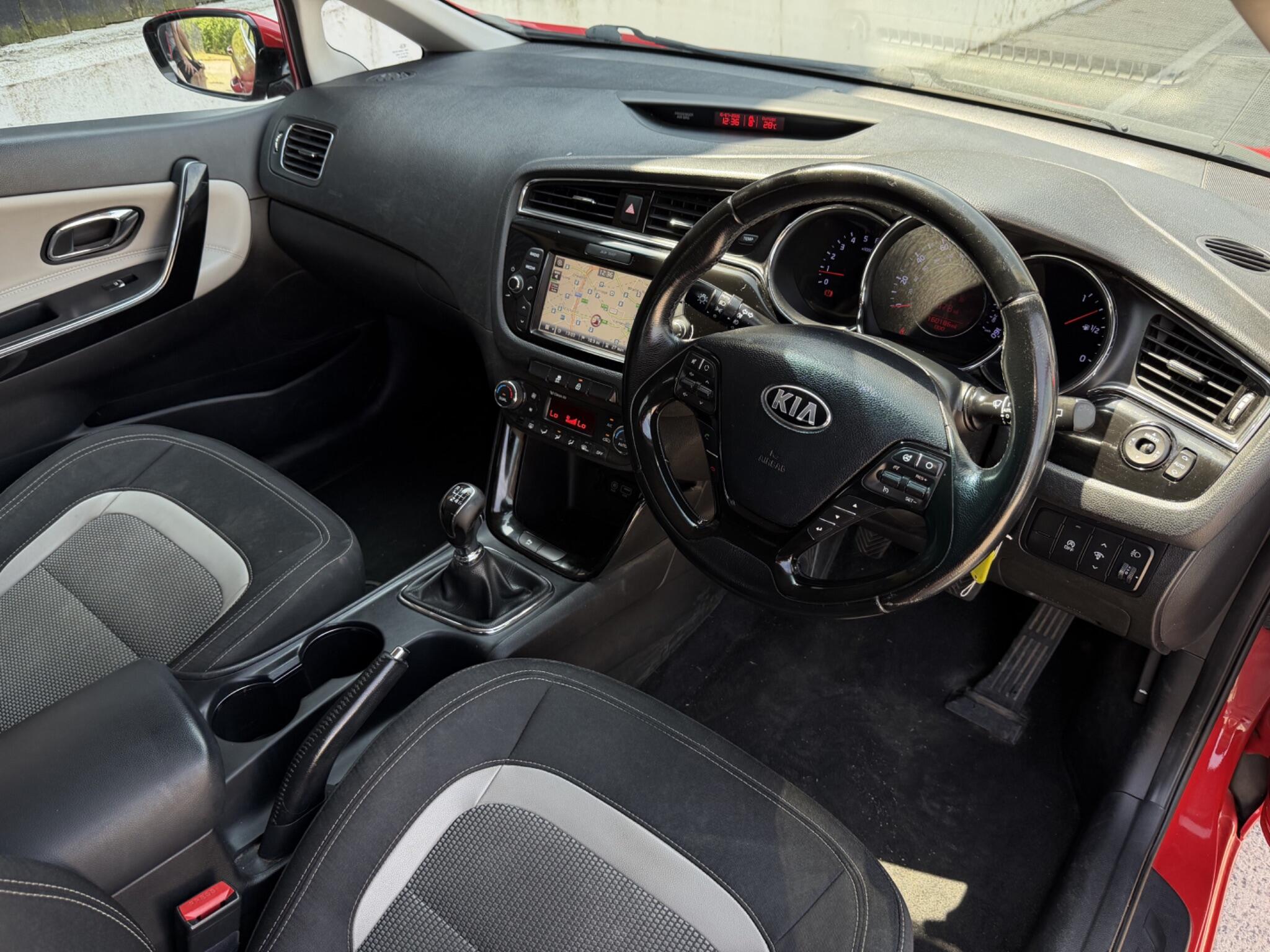 Kia Ceed view 11