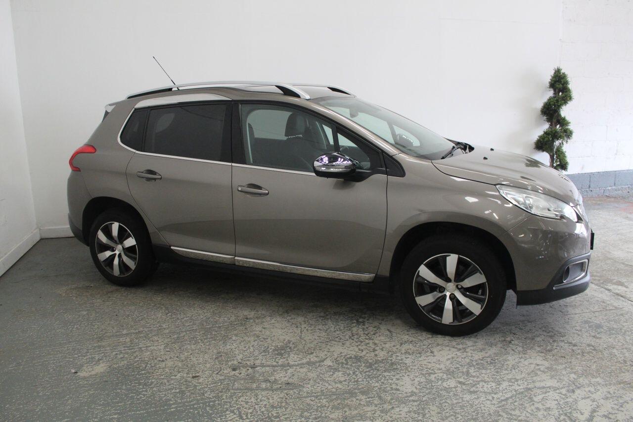 Peugeot 2008 view 4