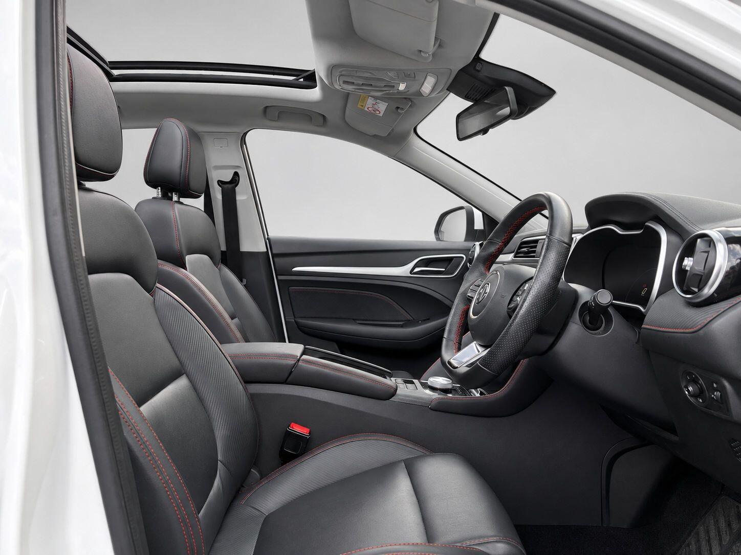 MG ZS view 17