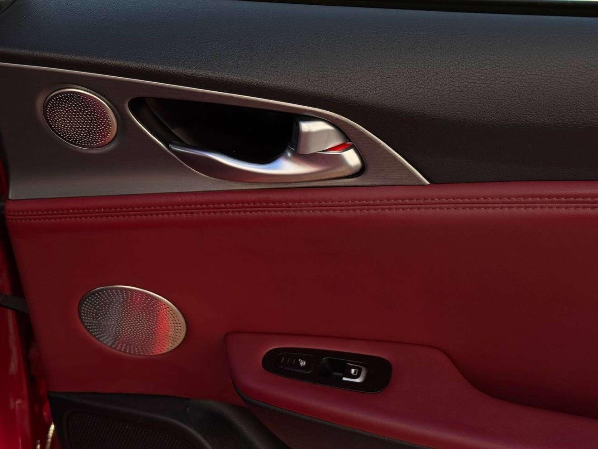 Kia Stinger view 26