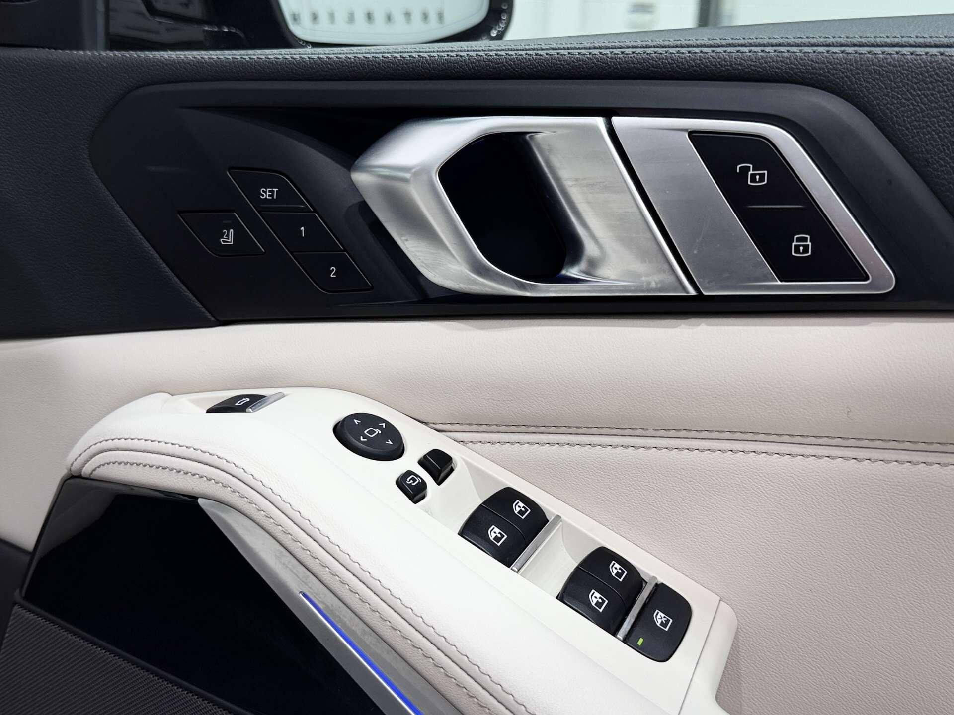 BMW X5 view 38
