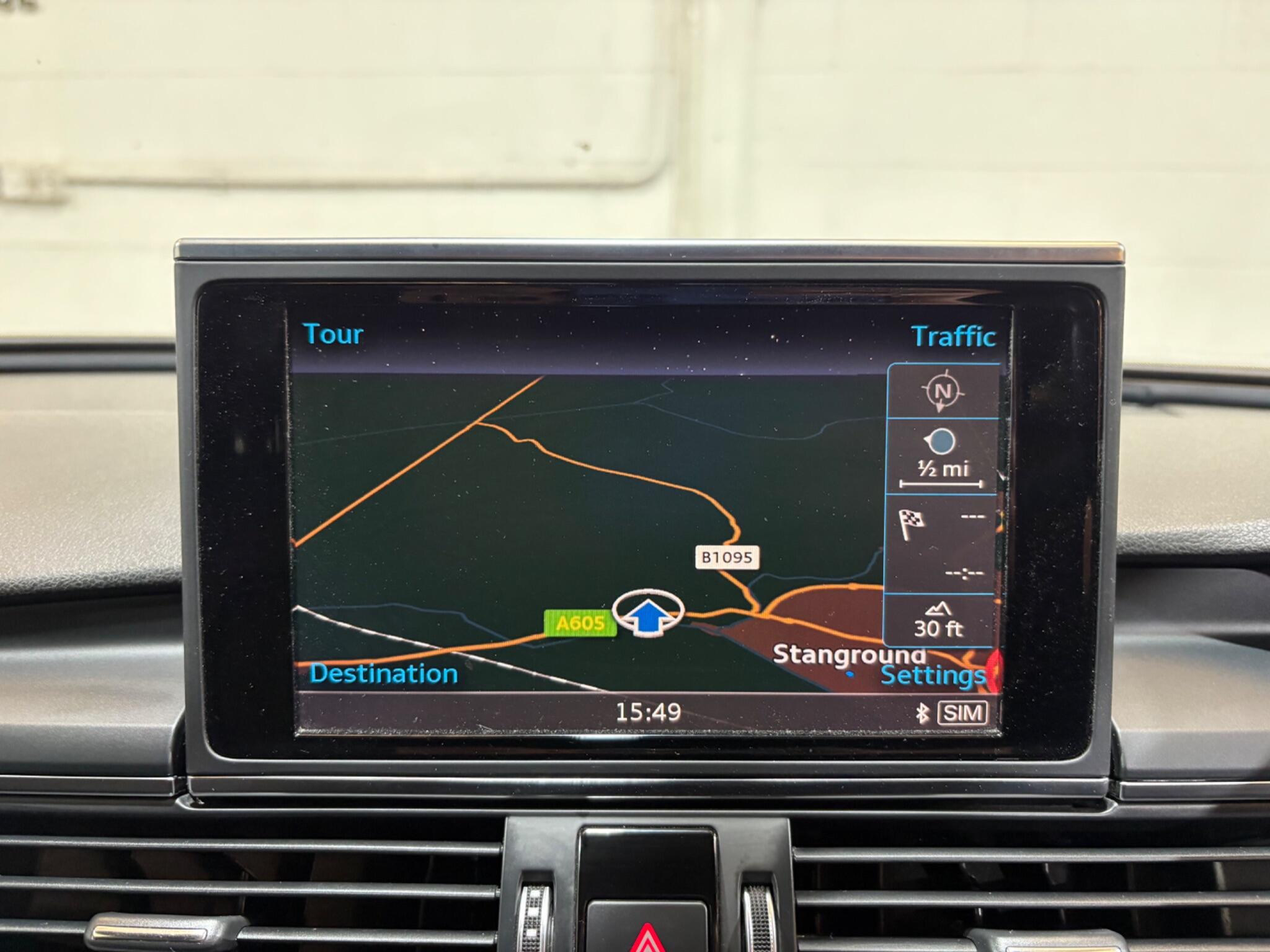 Audi A6 view 8