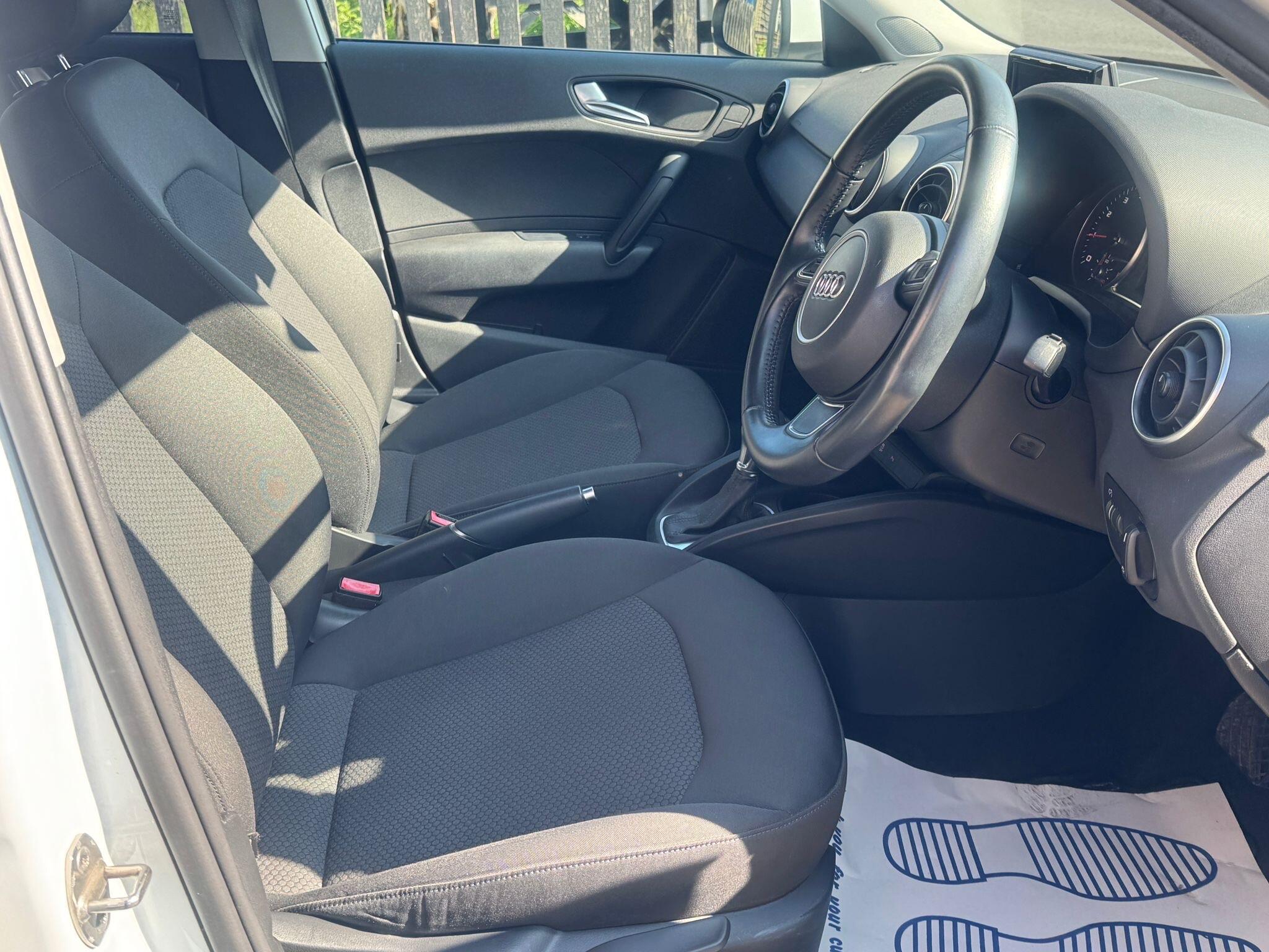 Audi A1 view 10