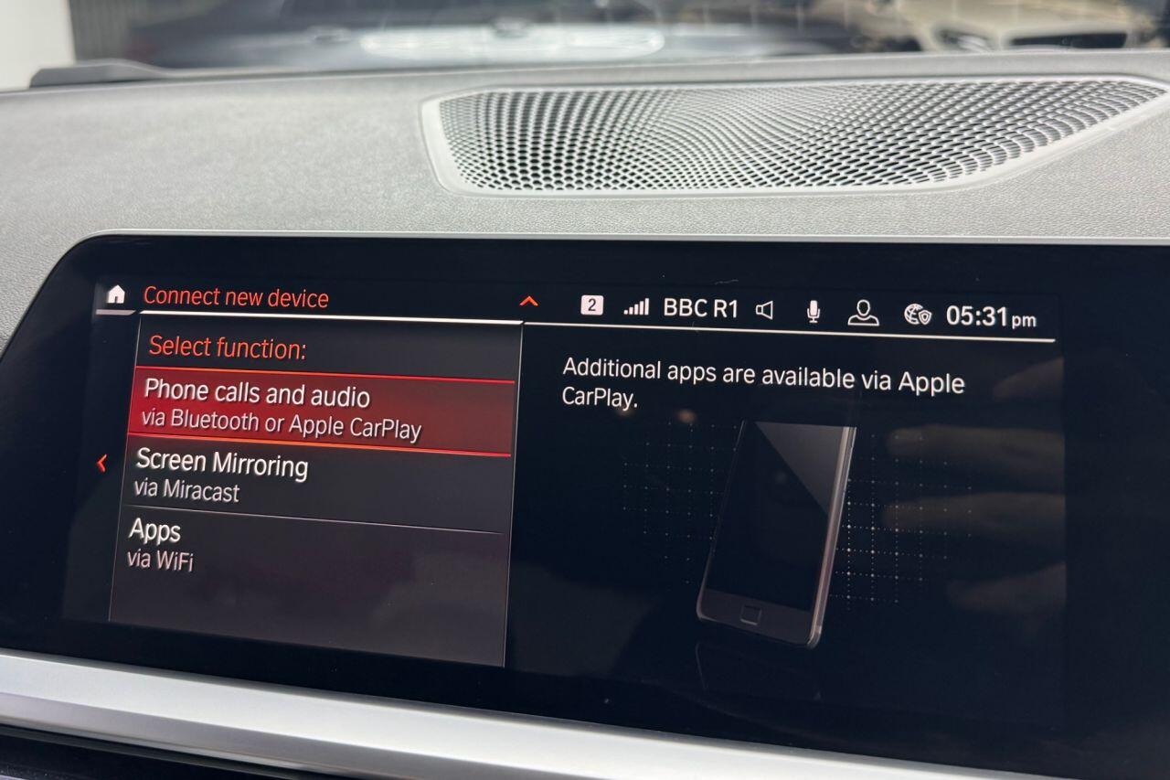BMW 3 Series view 30