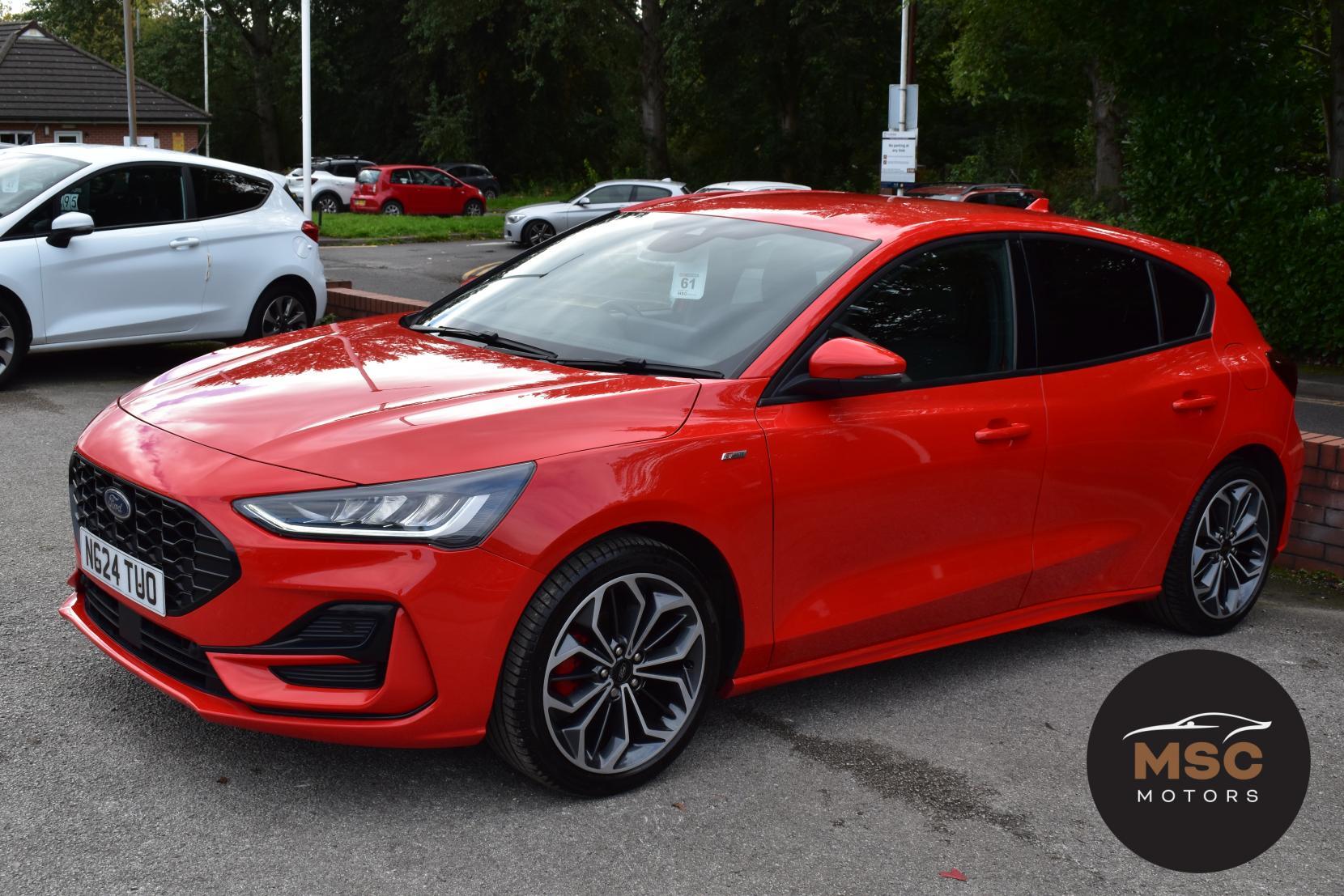Ford Focus view 5