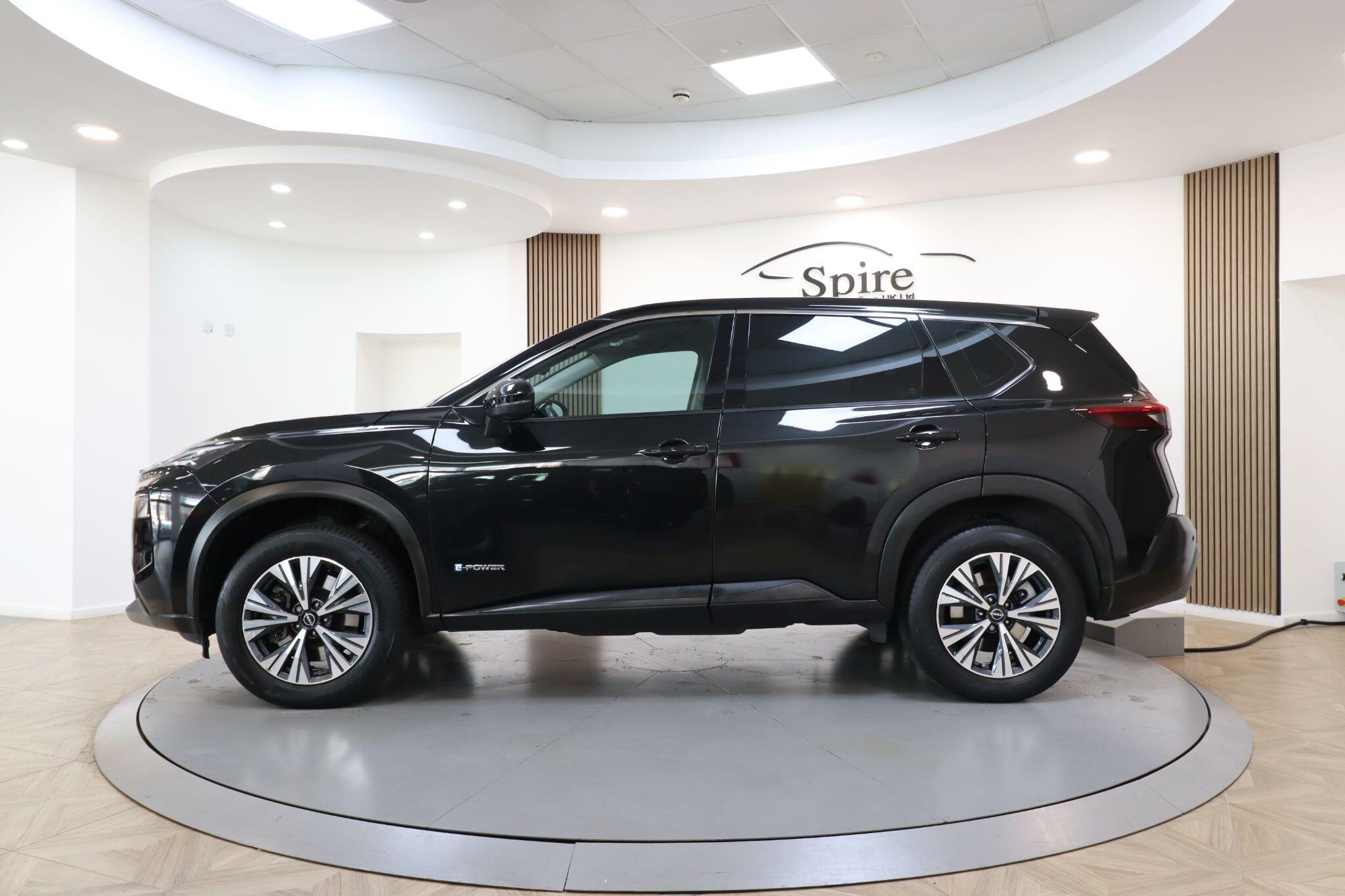 Nissan X-Trail view 9