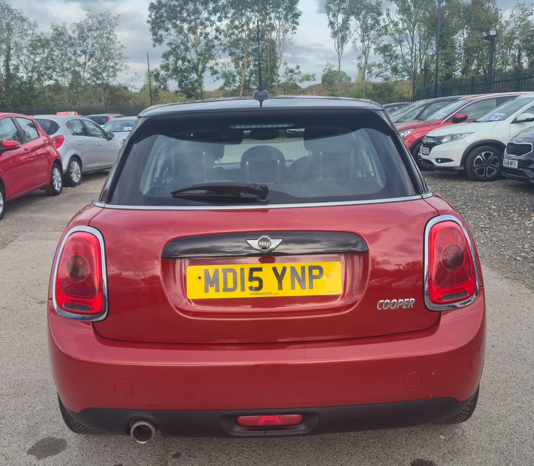 Mini Hatch view 12