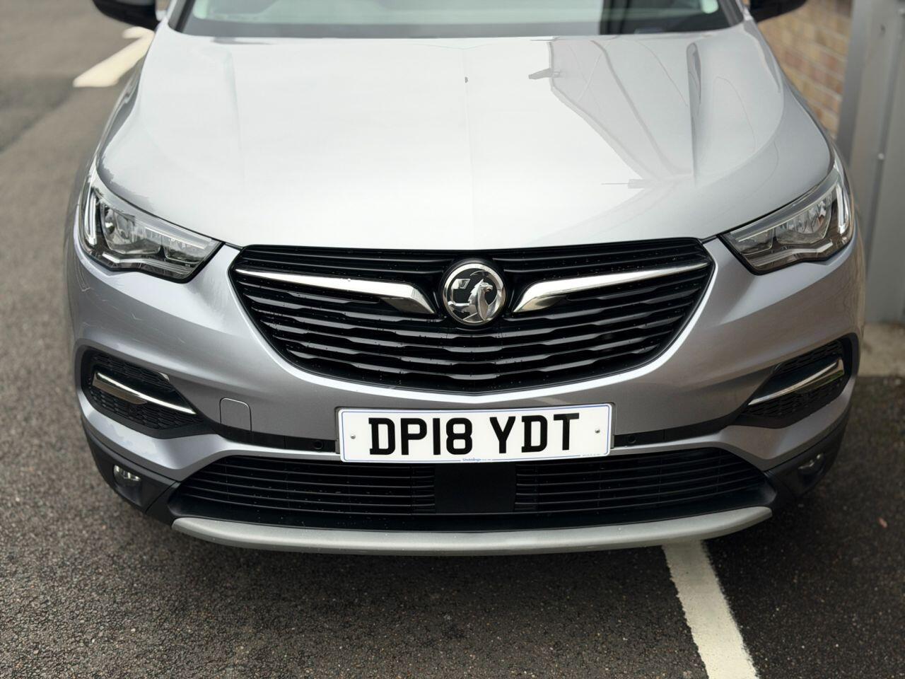 Vauxhall Grandland X view 87
