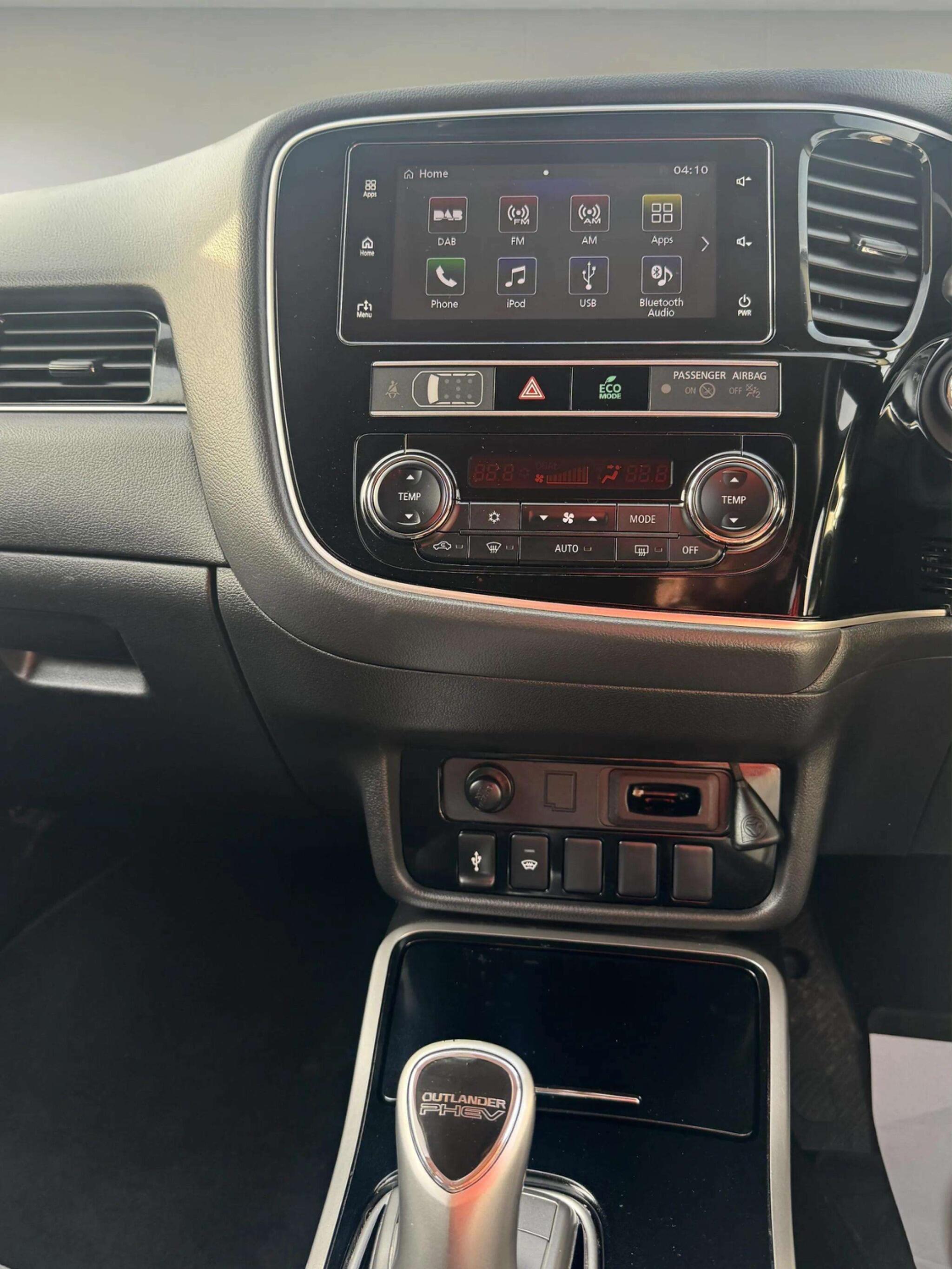 Mitsubishi Outlander view 71