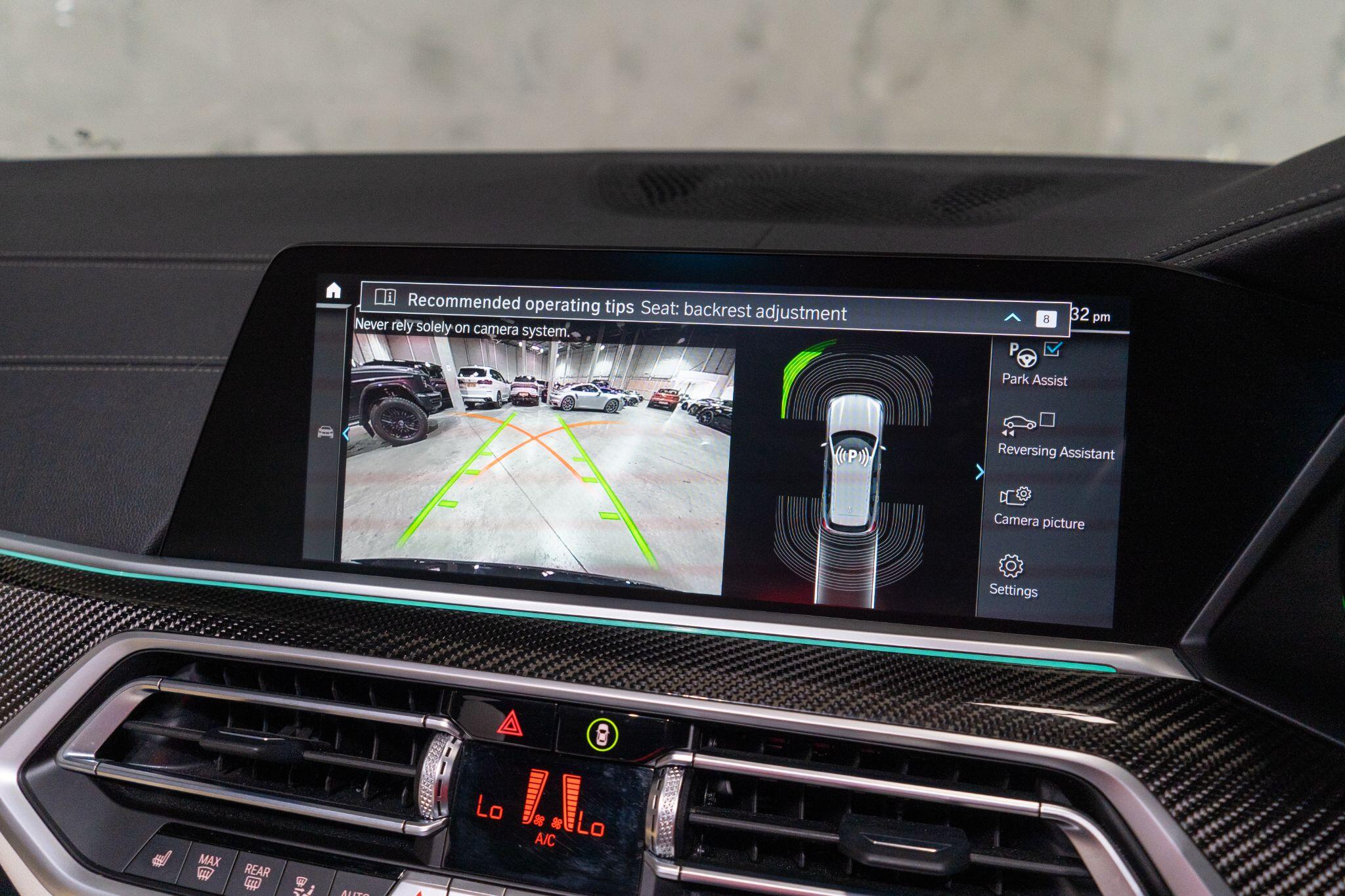 BMW X5 view 22