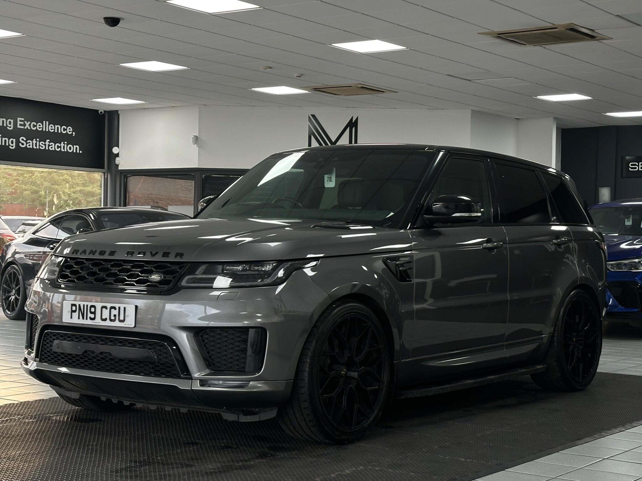 Land Rover Range Rover Sport view 9