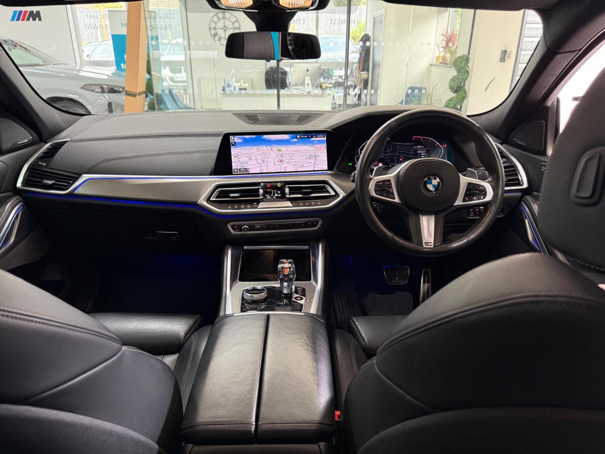 BMW X6 view 33