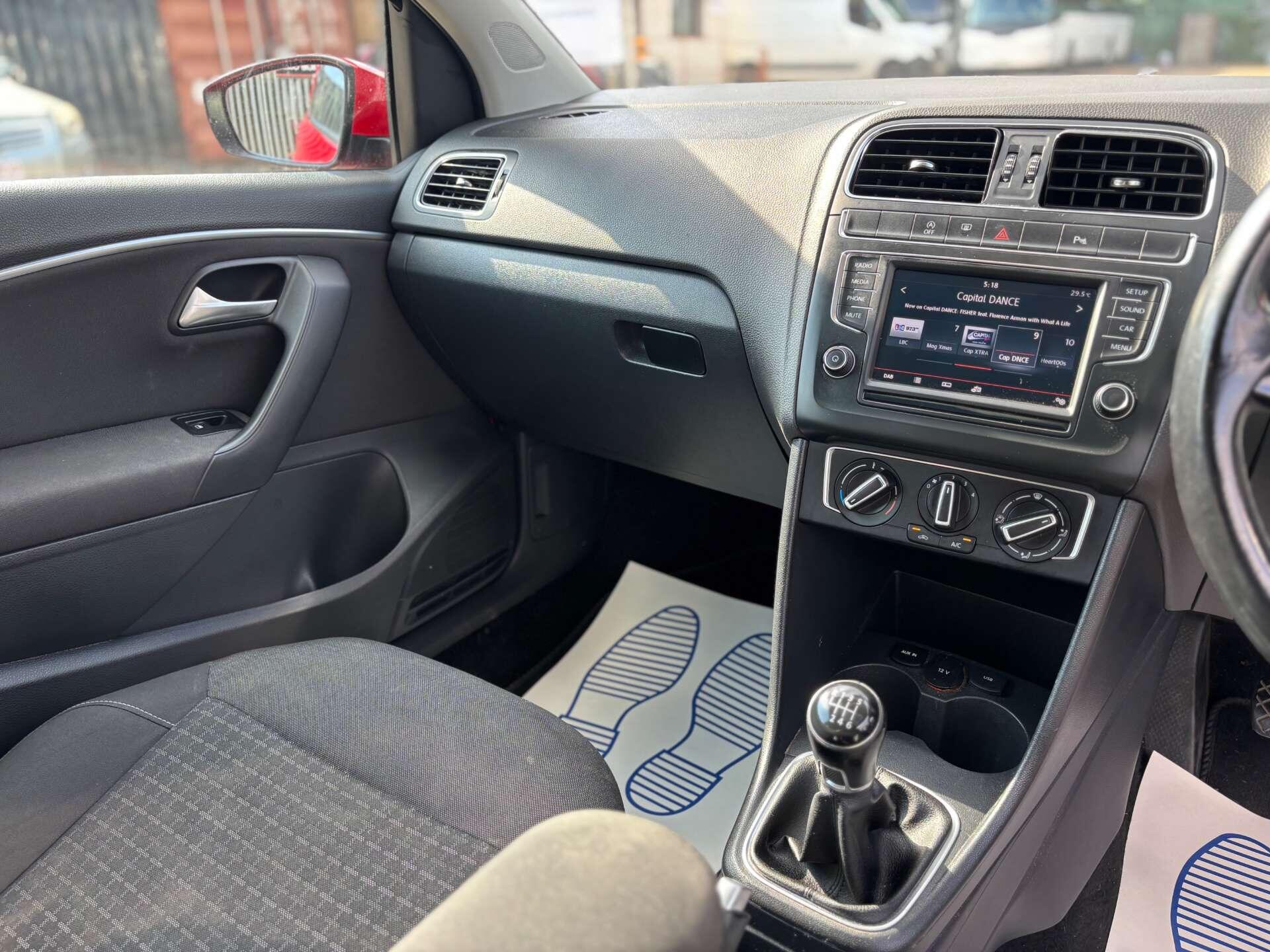 Volkswagen Polo view 38