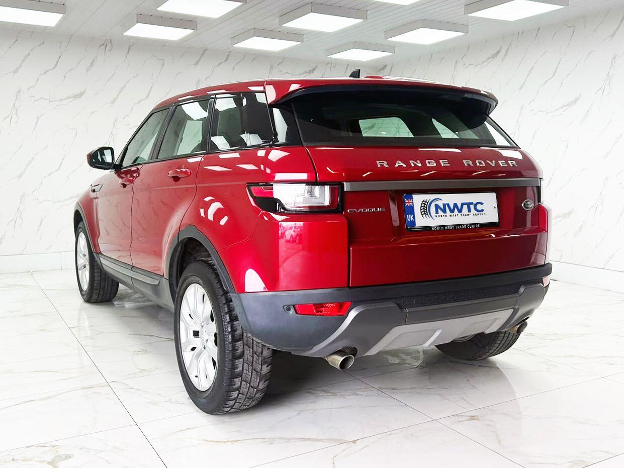 Land Rover Range Rover Evoque view 9