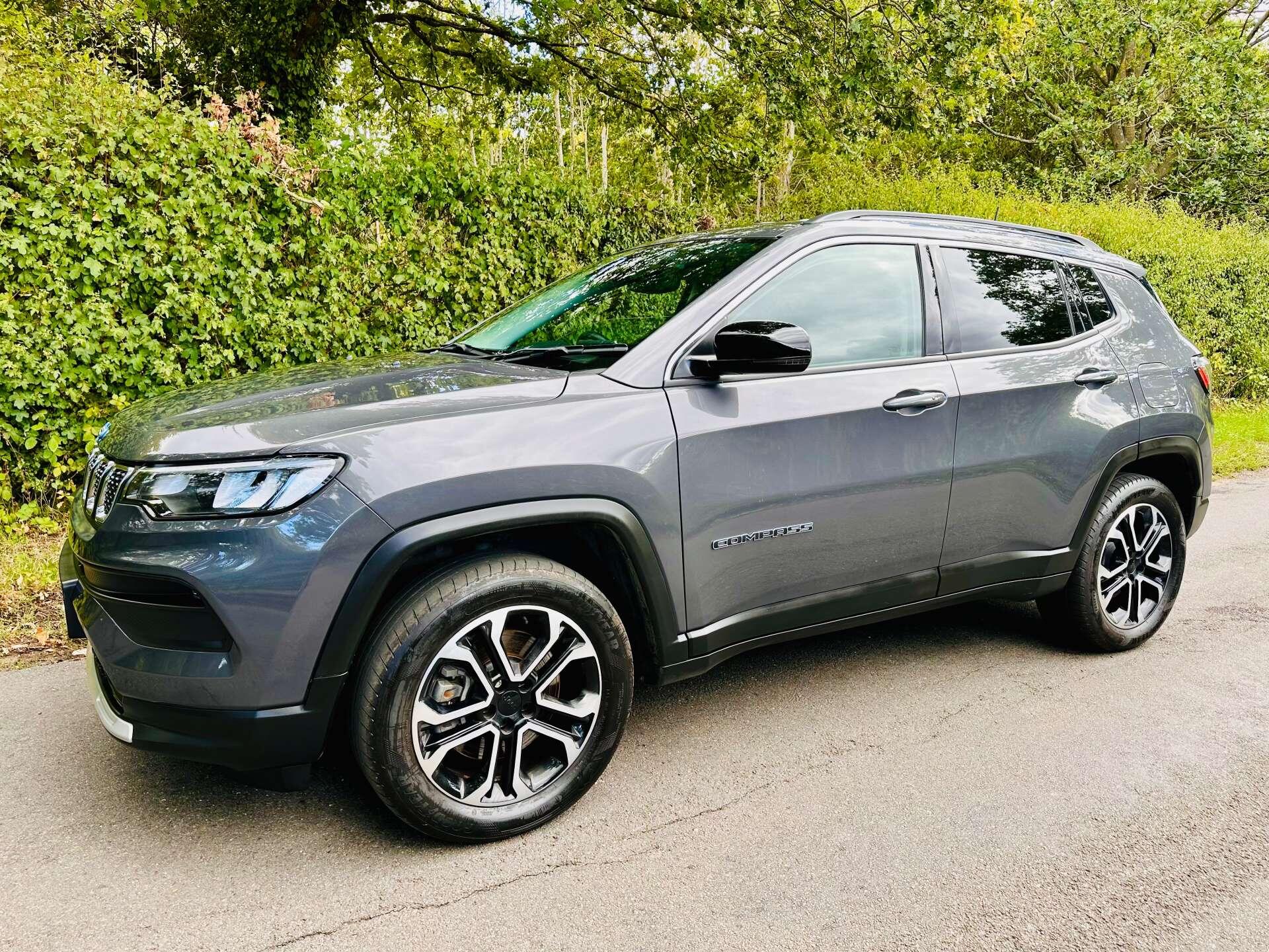 Jeep Compass view 33