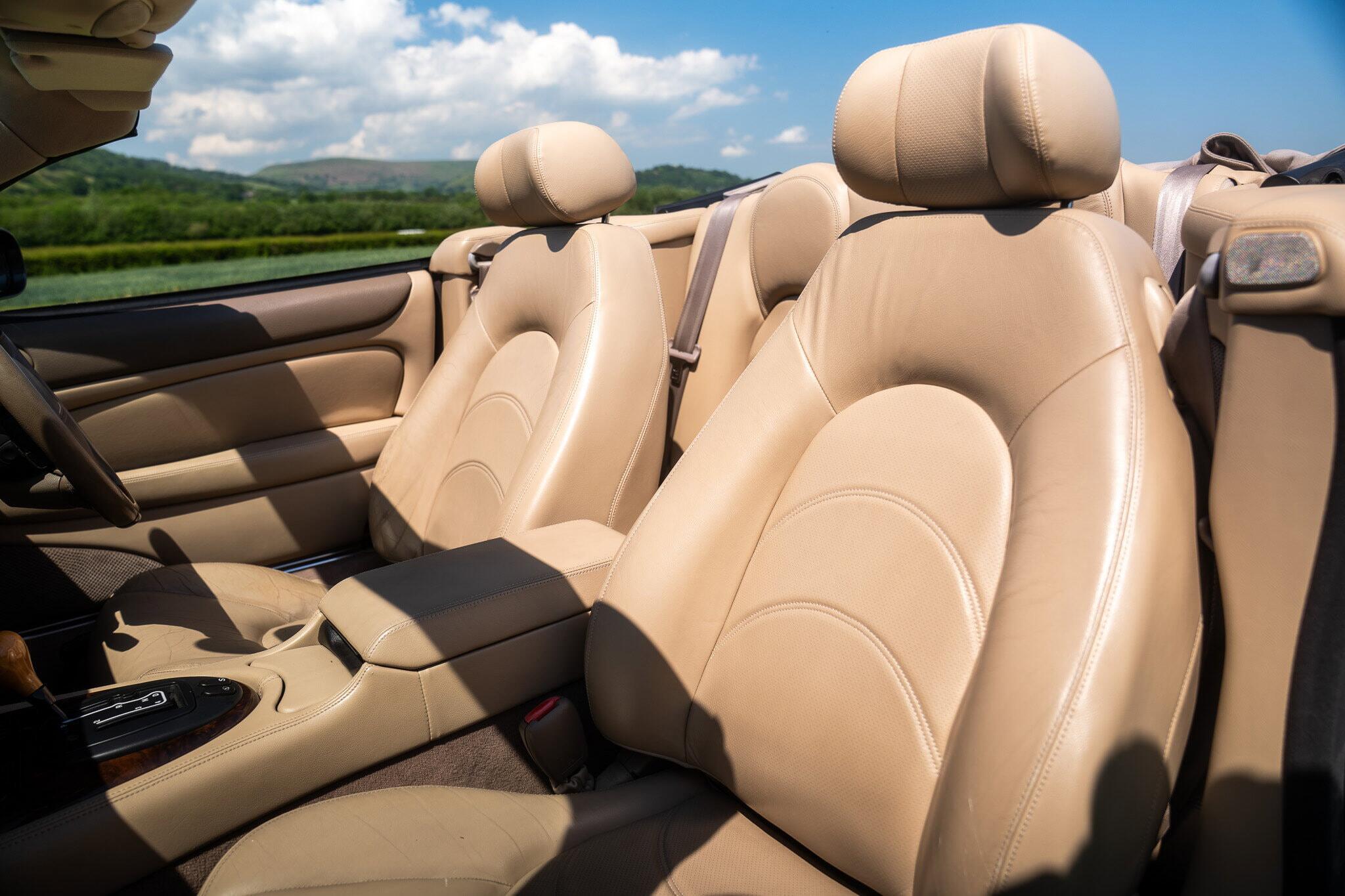 Jaguar XKR view 27