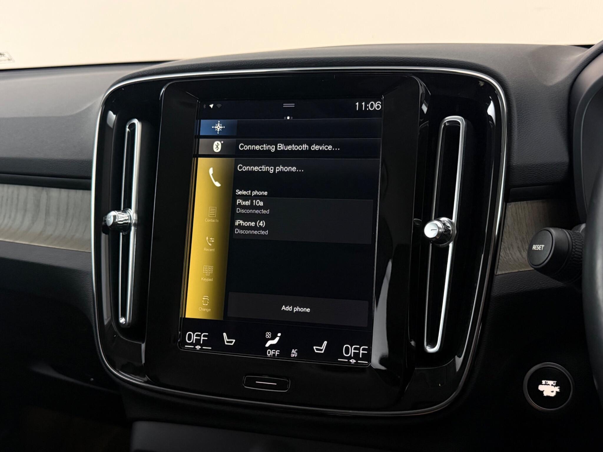 Volvo XC40 view 25