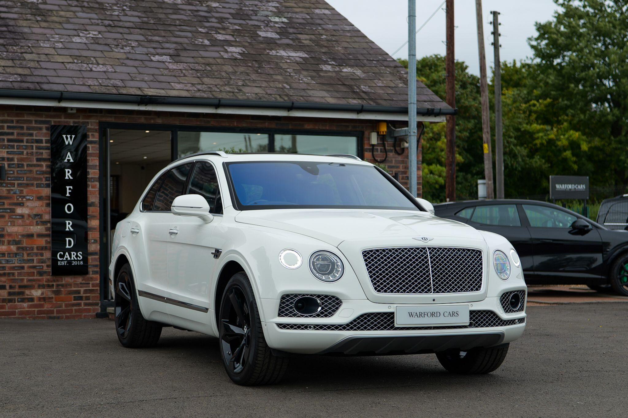 Bentley Bentayga main image
