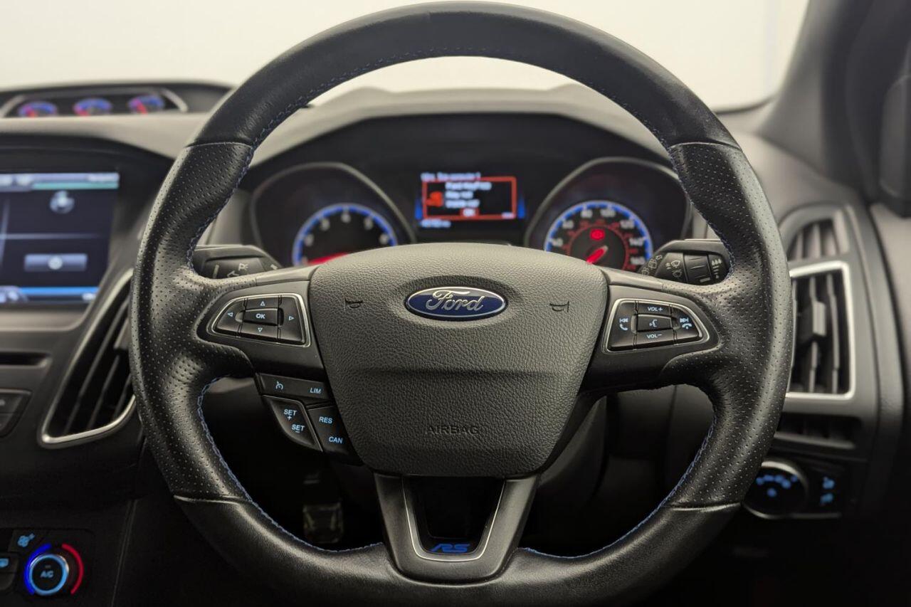 Ford Focus view 29