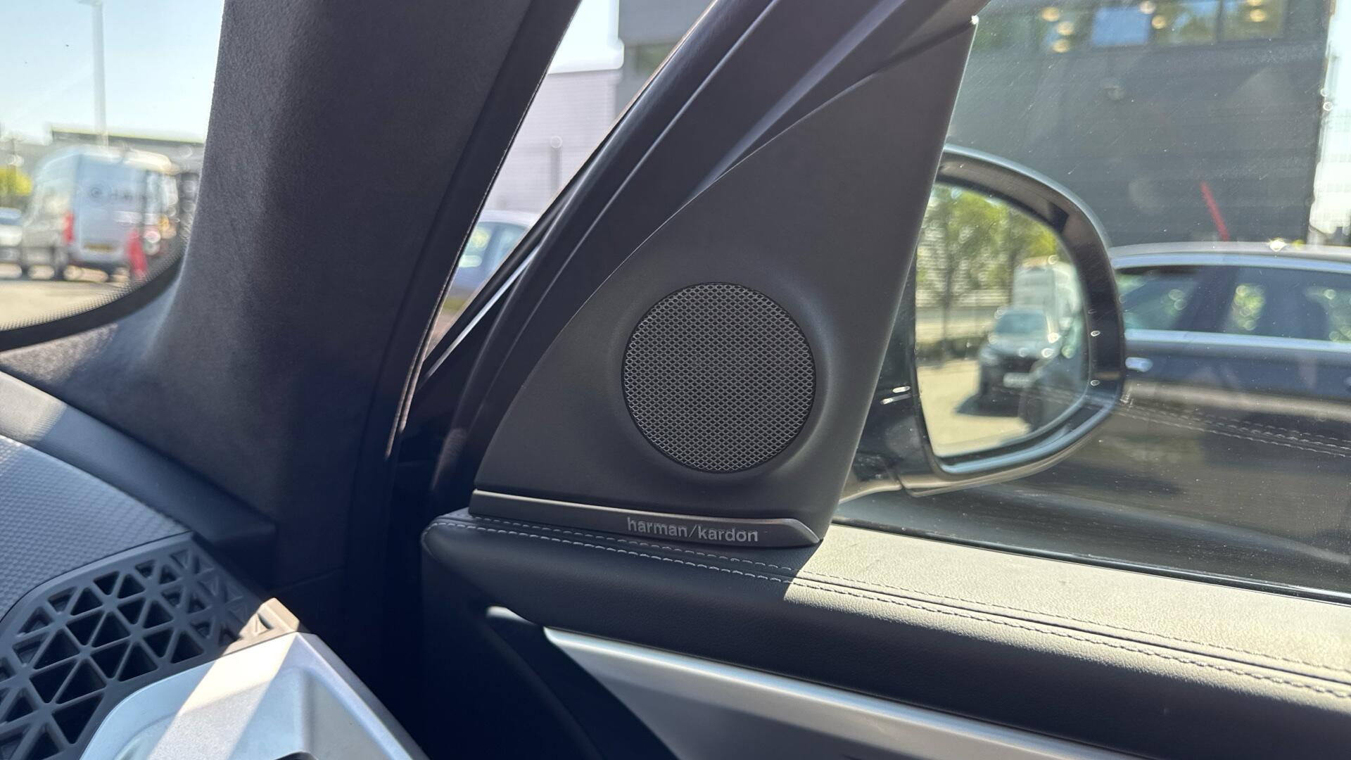 BMW XM view 69