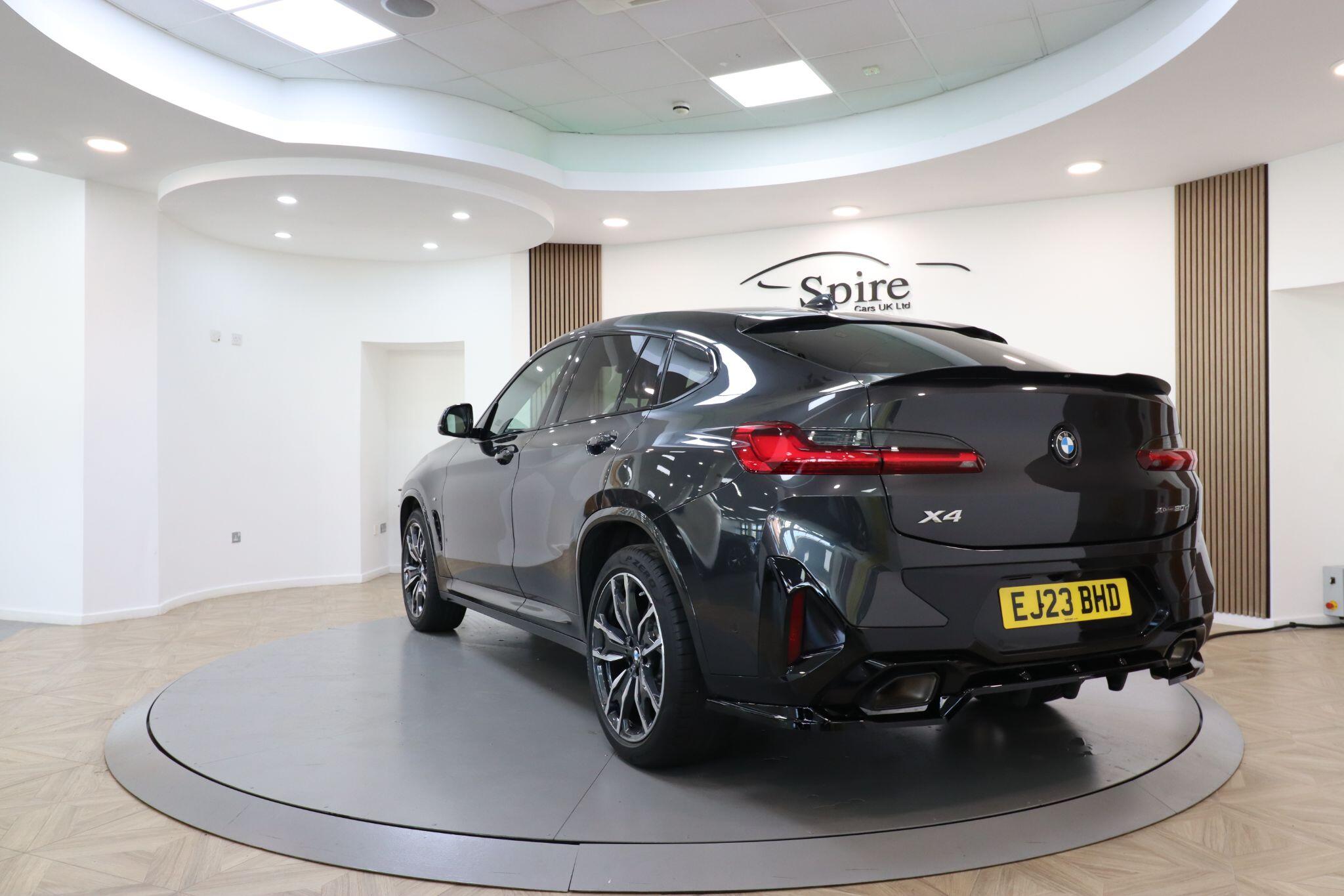 BMW X4 view 8