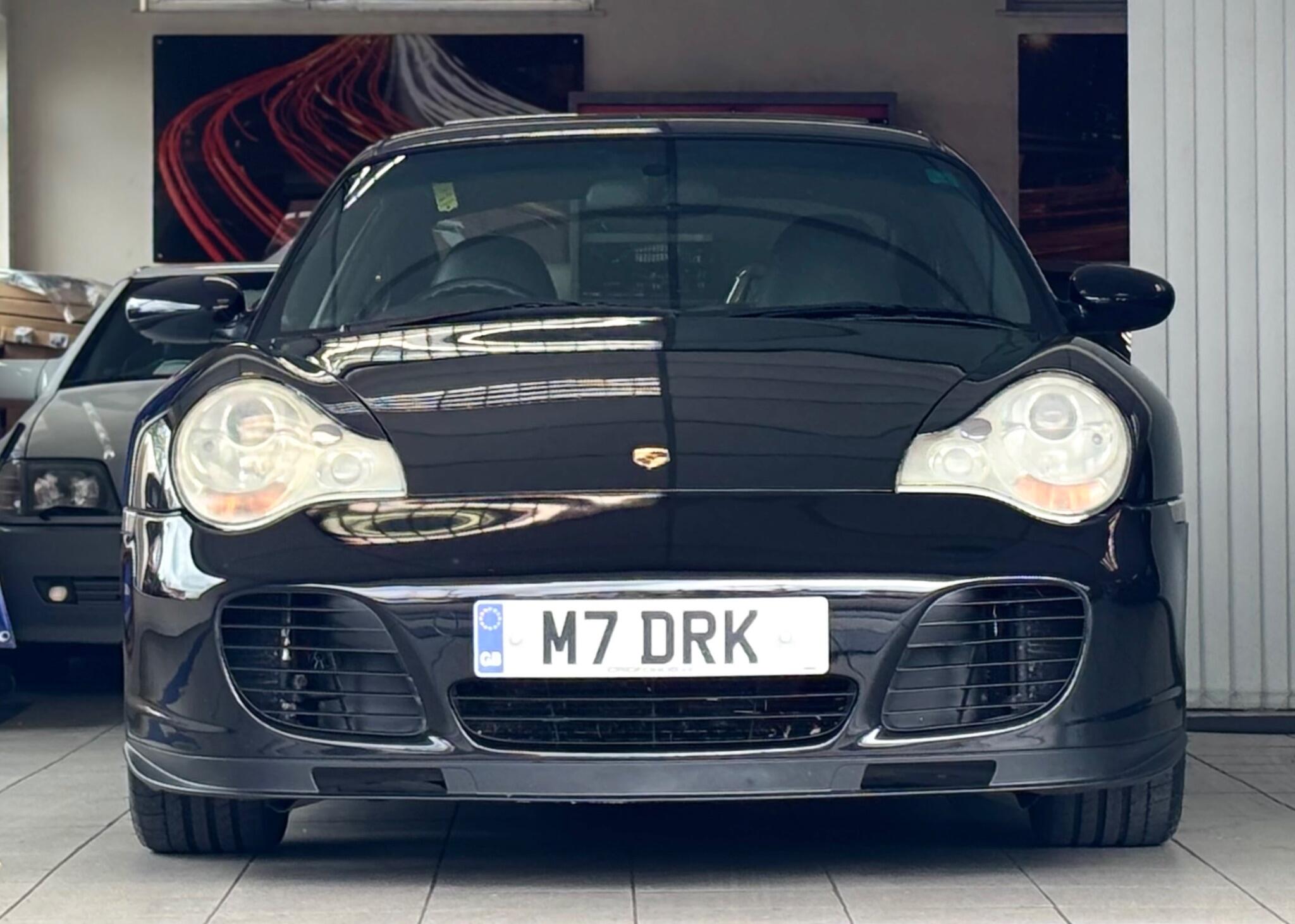 Porsche 911 view 2