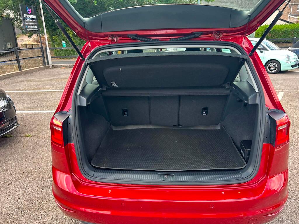 Volkswagen Golf Sportsvan view 14