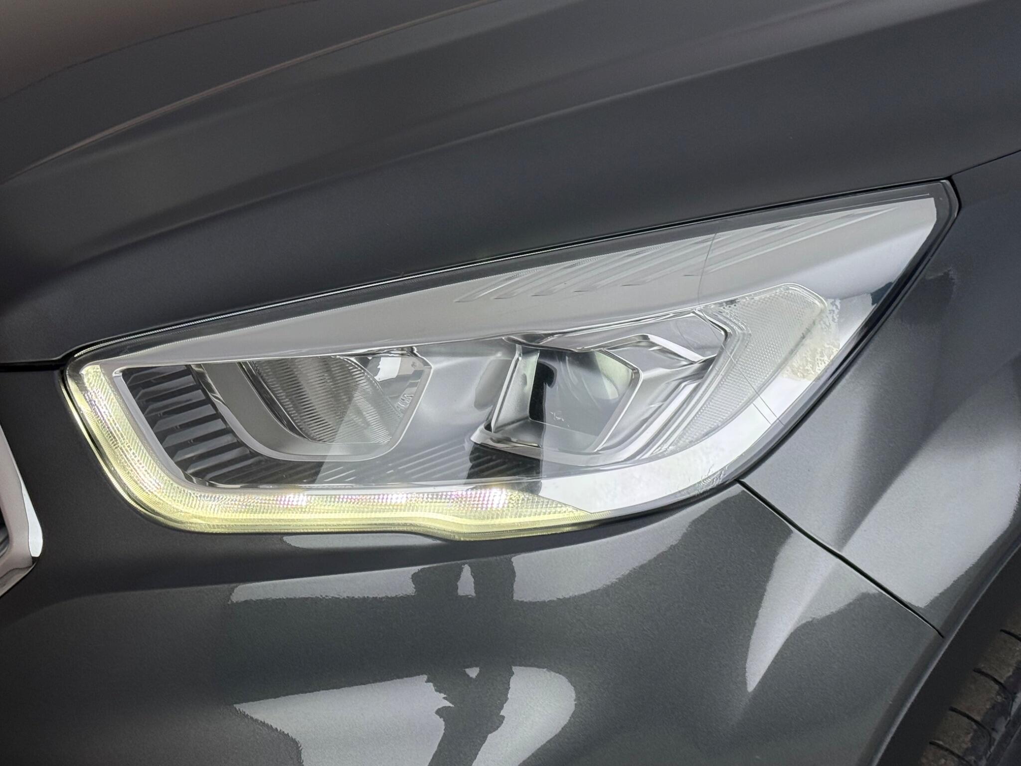 Ford Kuga view 12