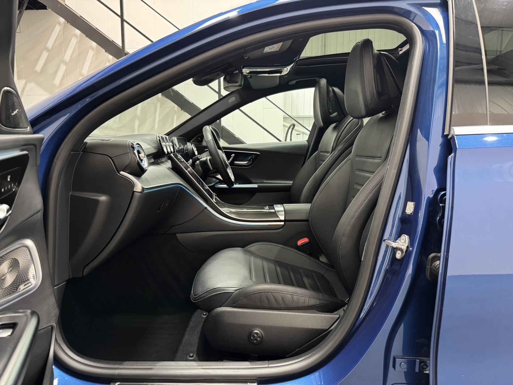 Mercedes-Benz C Class view 56